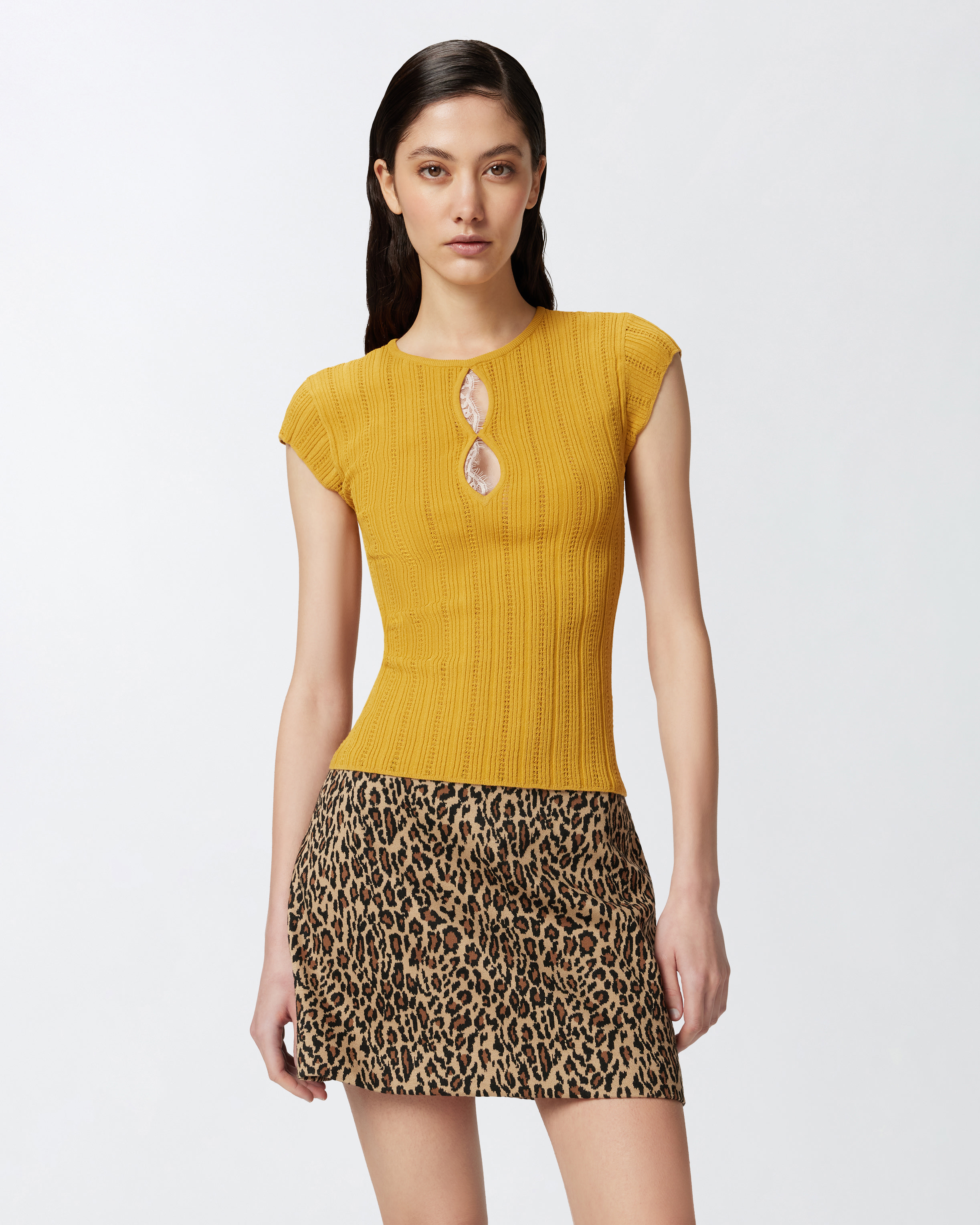 Geripptes Top mit Lochmuster und tropfenförmiger Öffnung | Pinko 