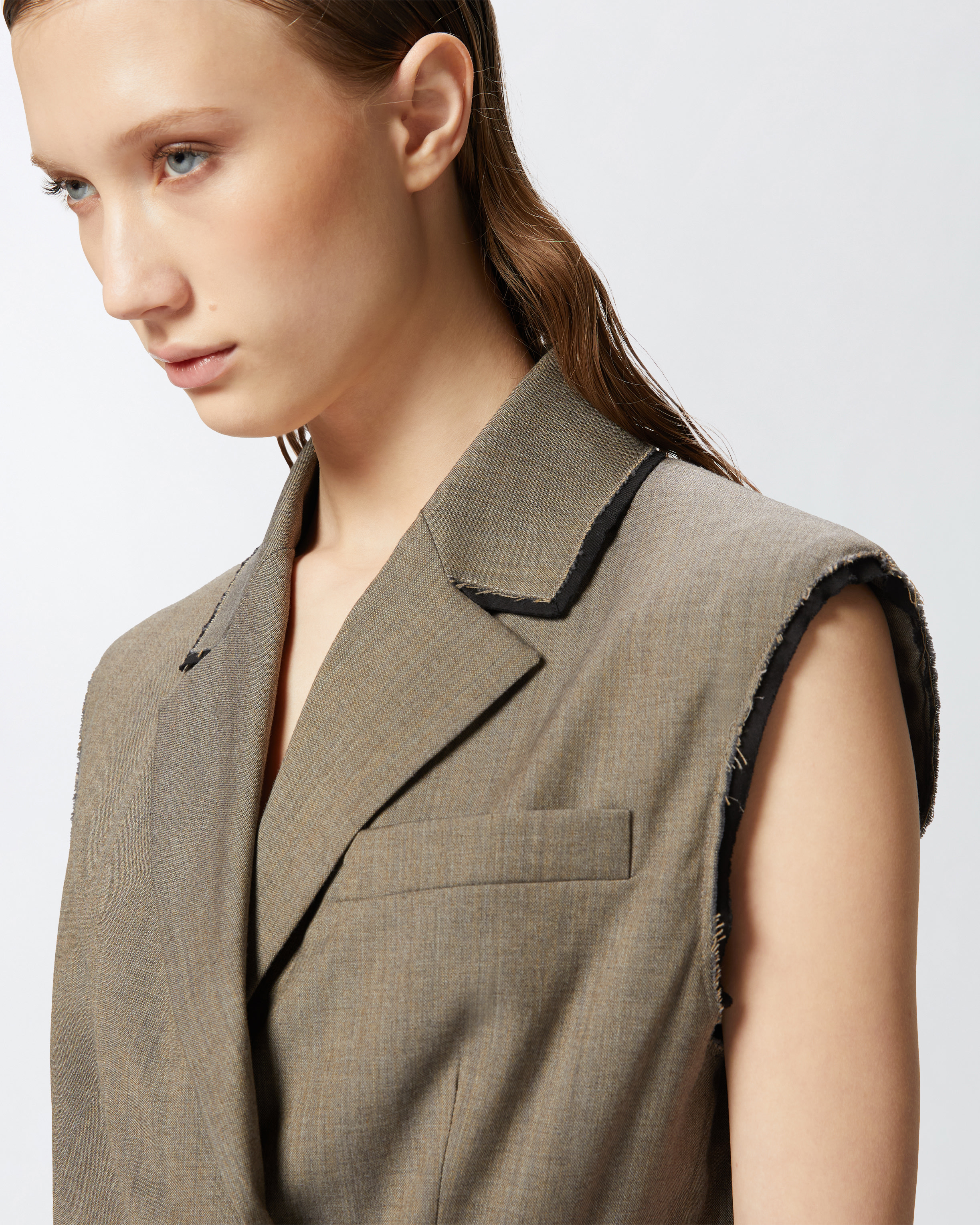 Pinko Short Vest With Lapels And Elastic In Marron Basané