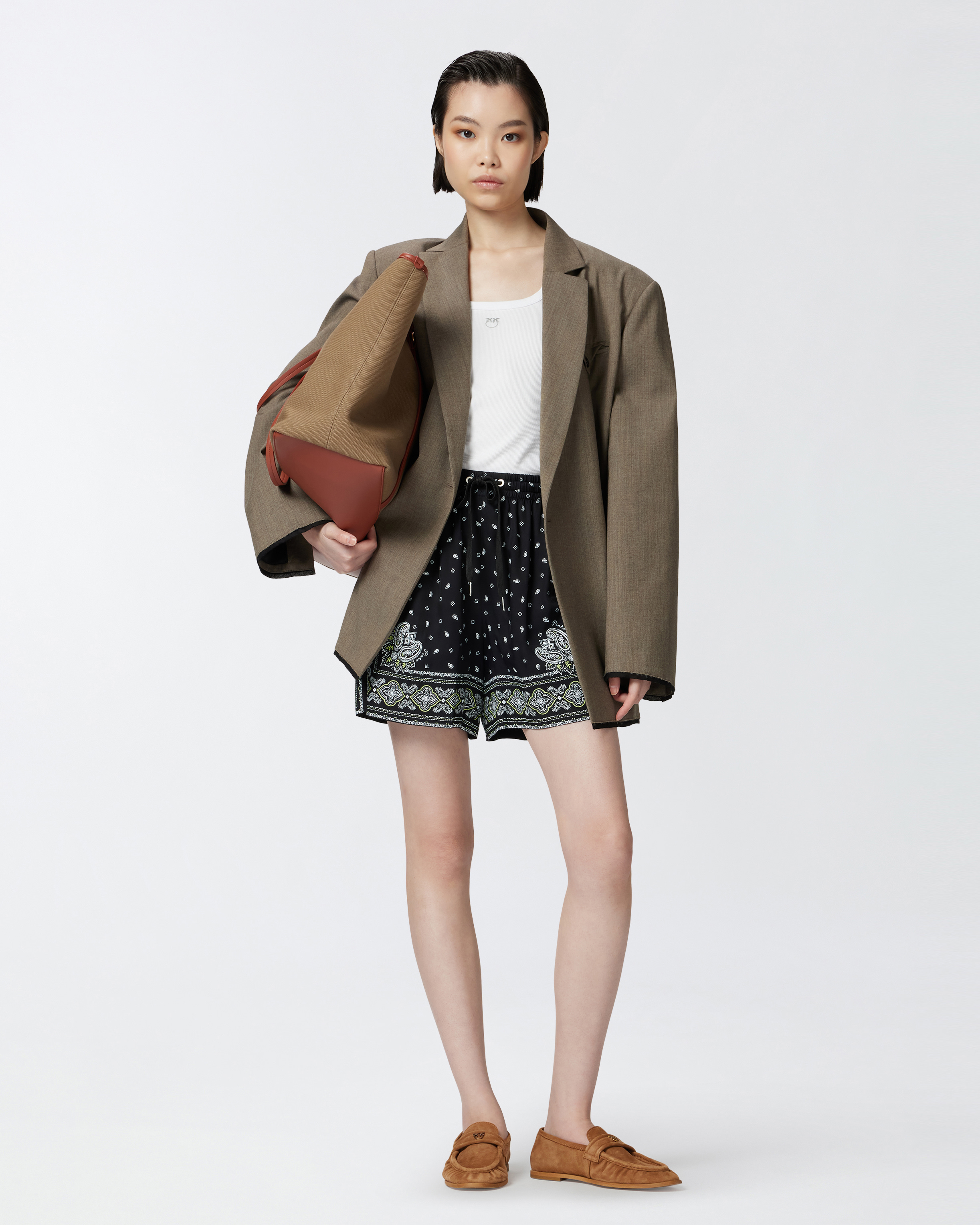 Pinko Short À Imprimé Bandana In Black/lime