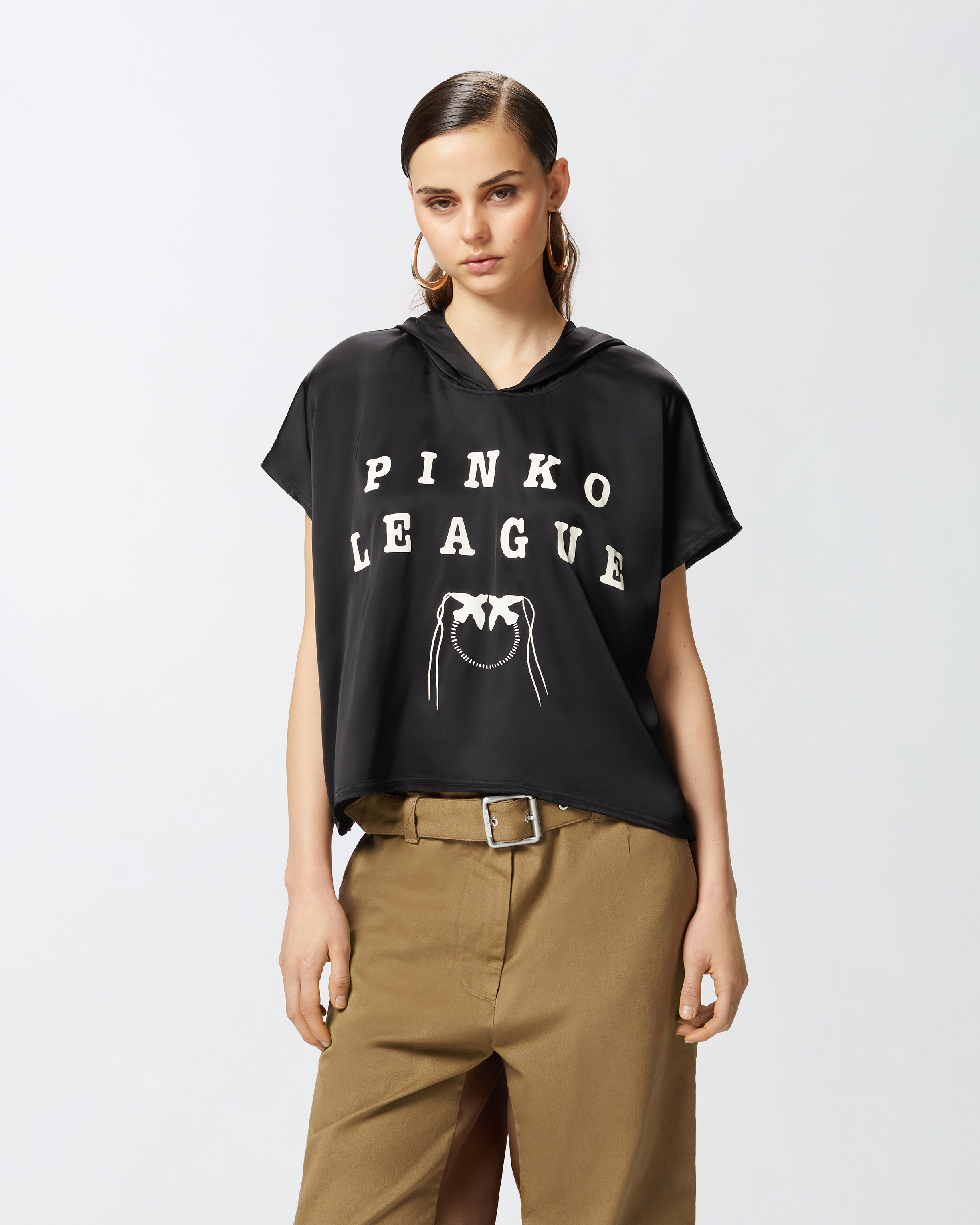 某メーカー Pinko [商品名] オンラインストアにてチェック → その他