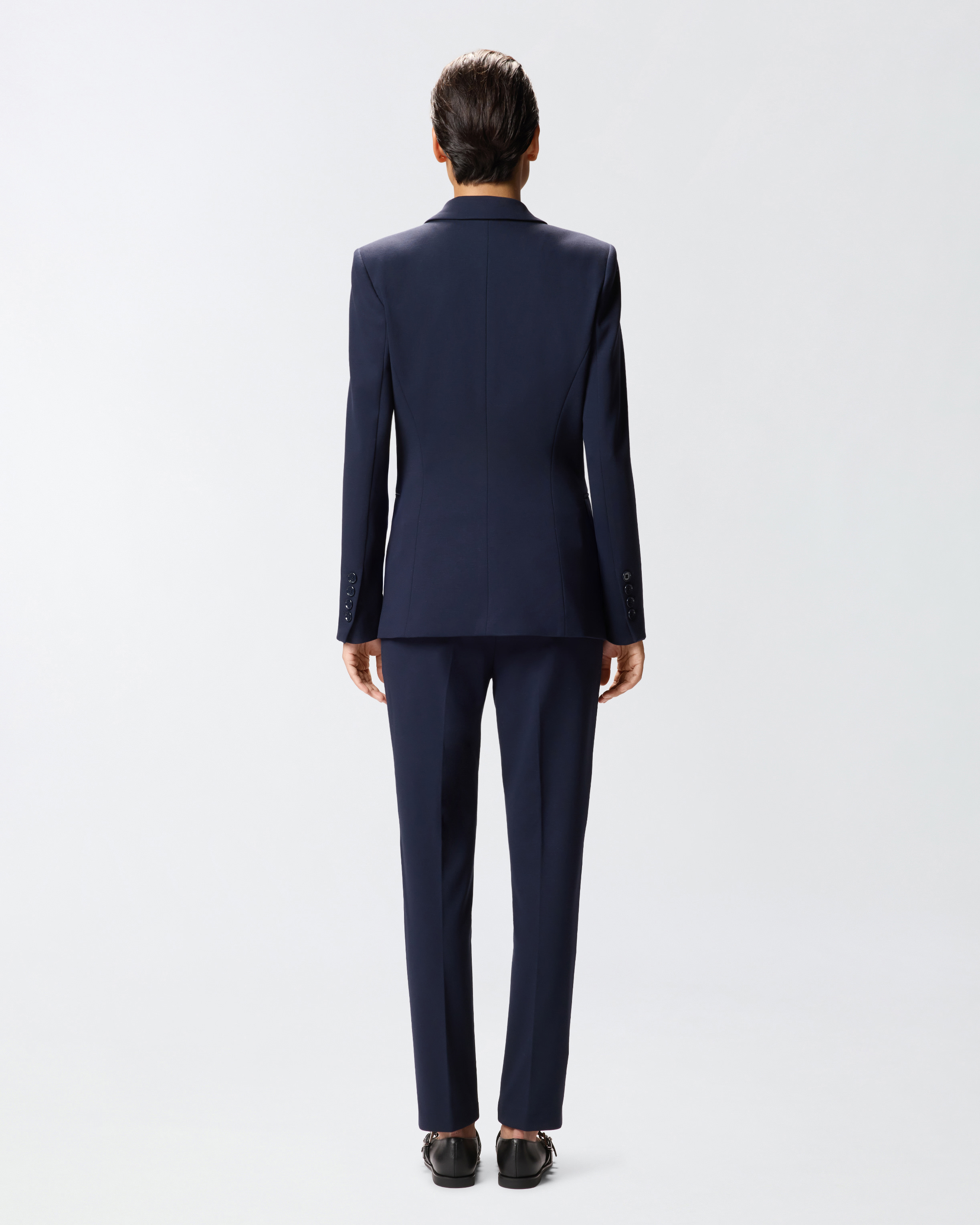 Taillierter Blazer im Roma Ripp 2