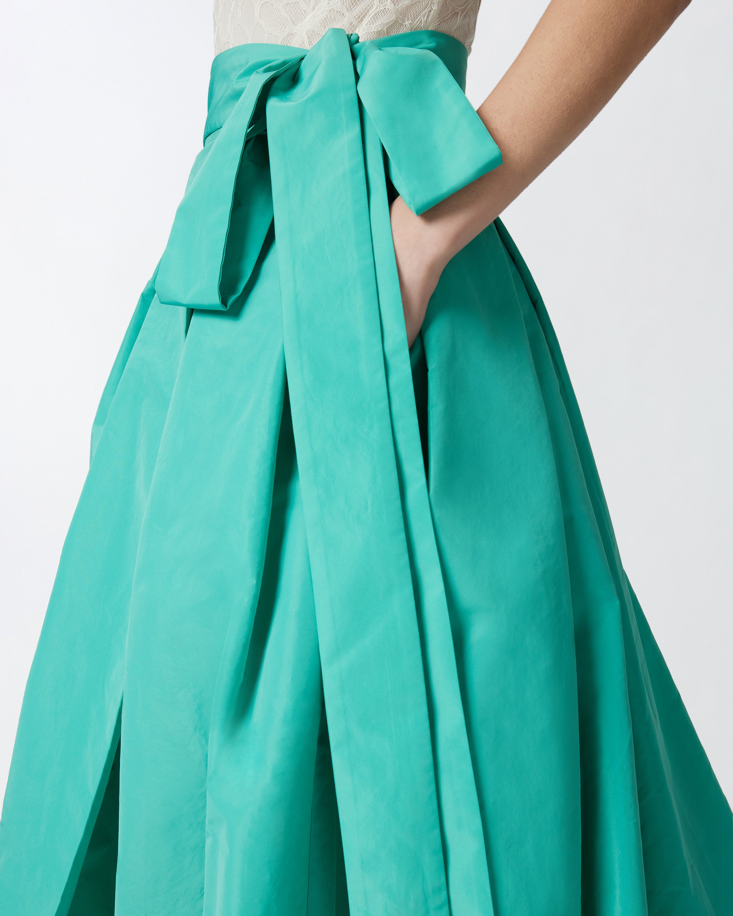 Pinko Jupe Ample En Taffetas Avec Naud In Waterfall