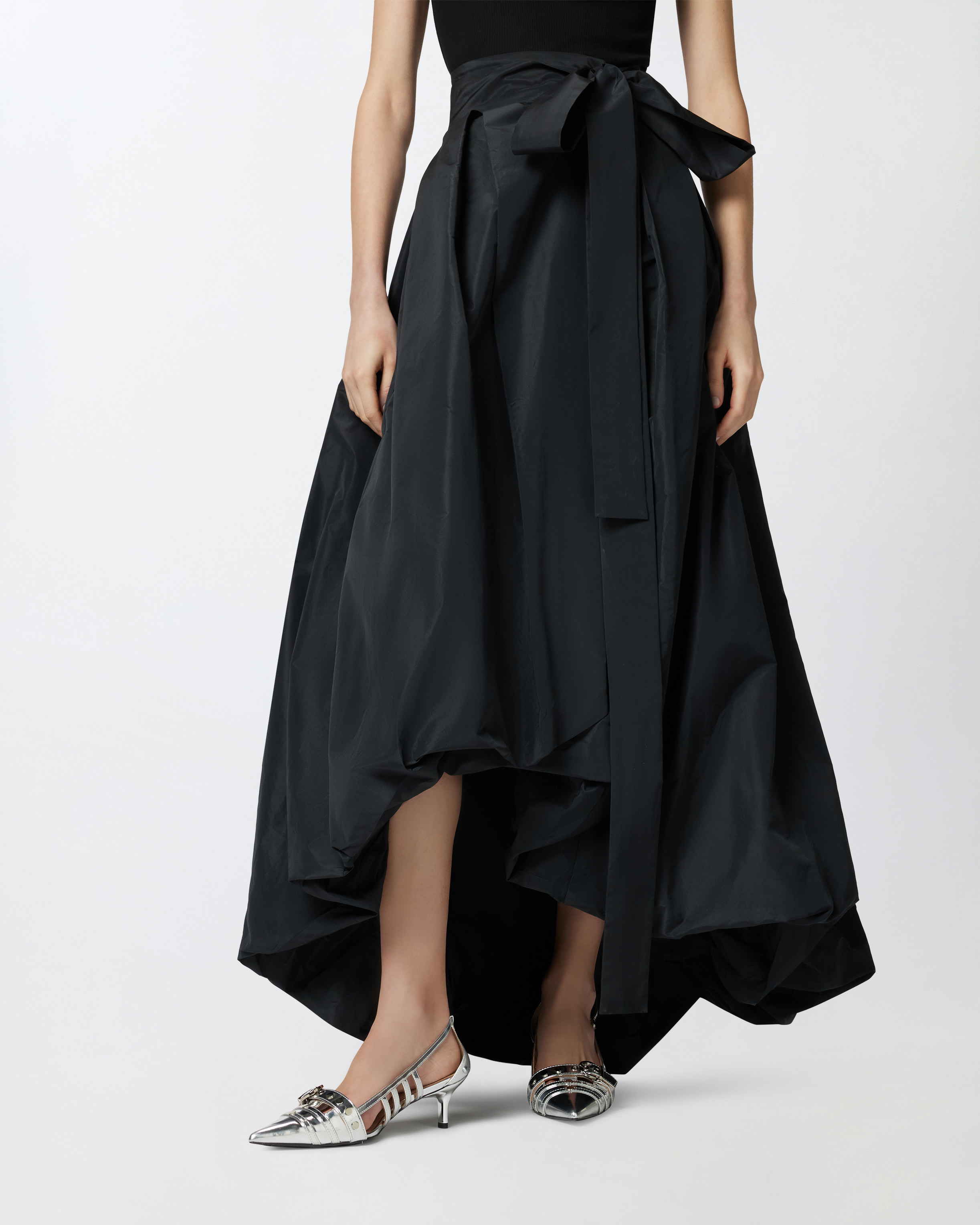 Wide taffeta skirt with bow PINKO → Shop Online Wide taffeta skirt with bow PINKO → Shop Online
