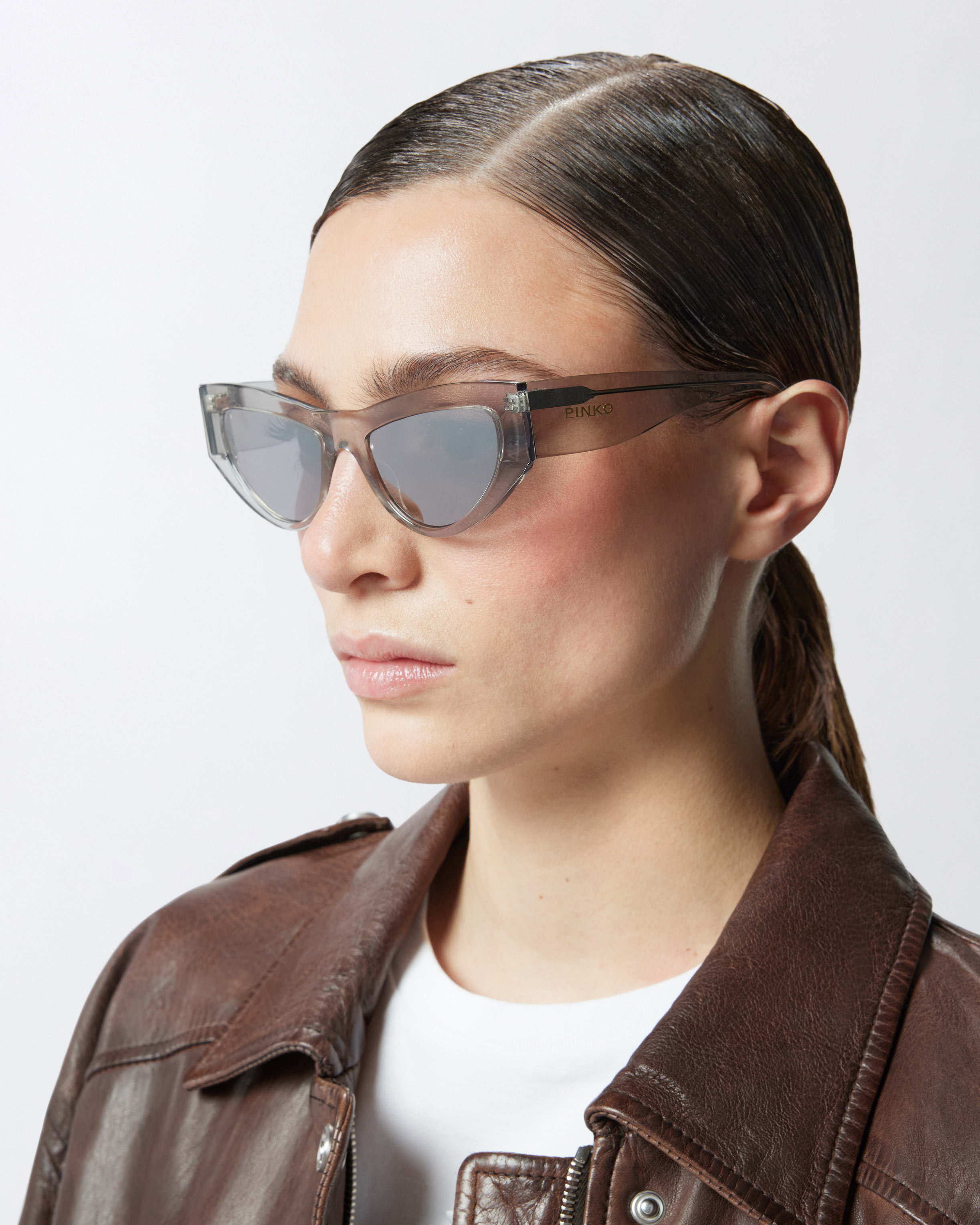 Sonnenbrille in Cat-Eye-Form mit verspiegelten Gläsern 5