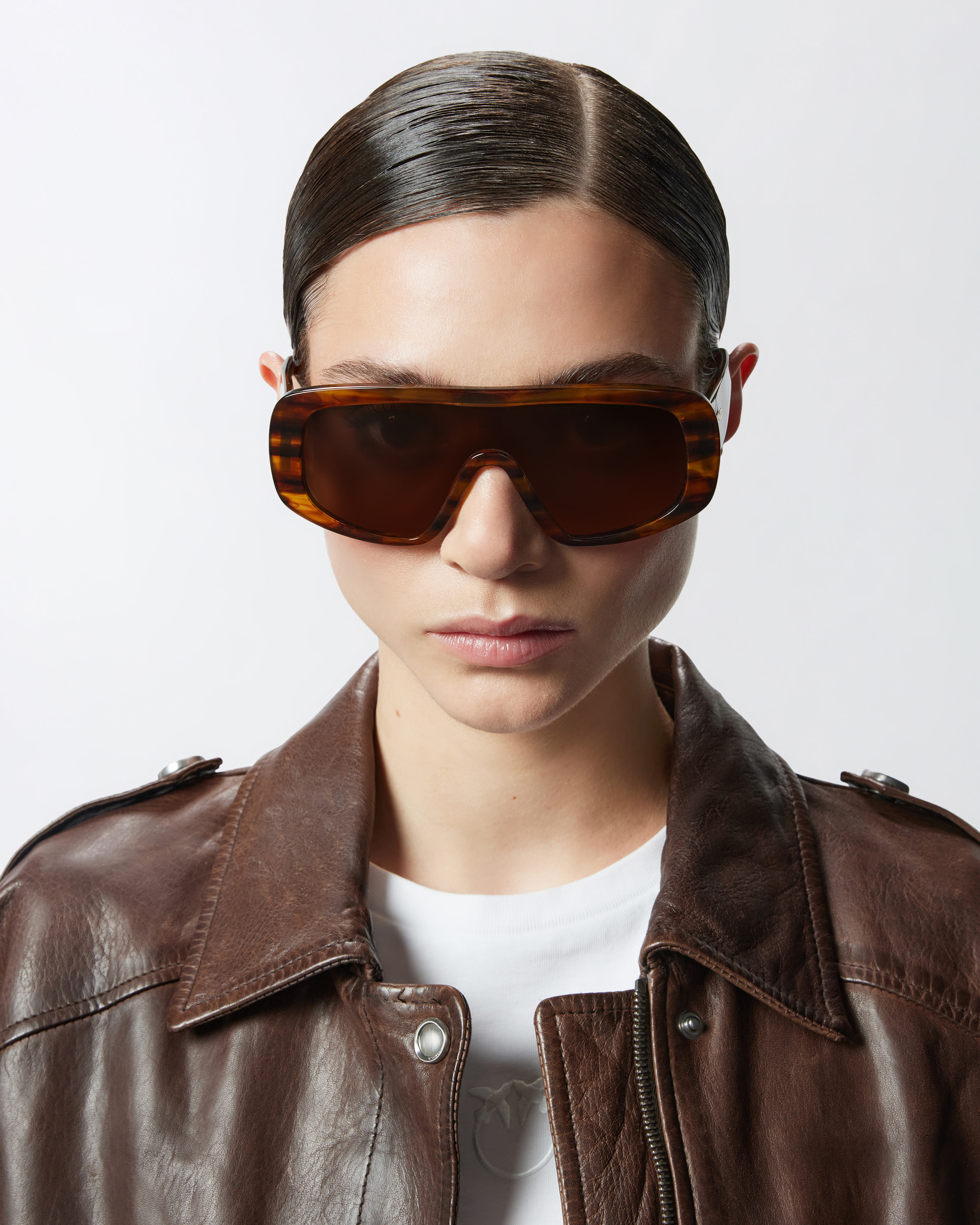 サングラス PINKO Woman Sunglasses Black 105316A2NN Z94 Oversized mask sunglasses PINKO → Shop Online