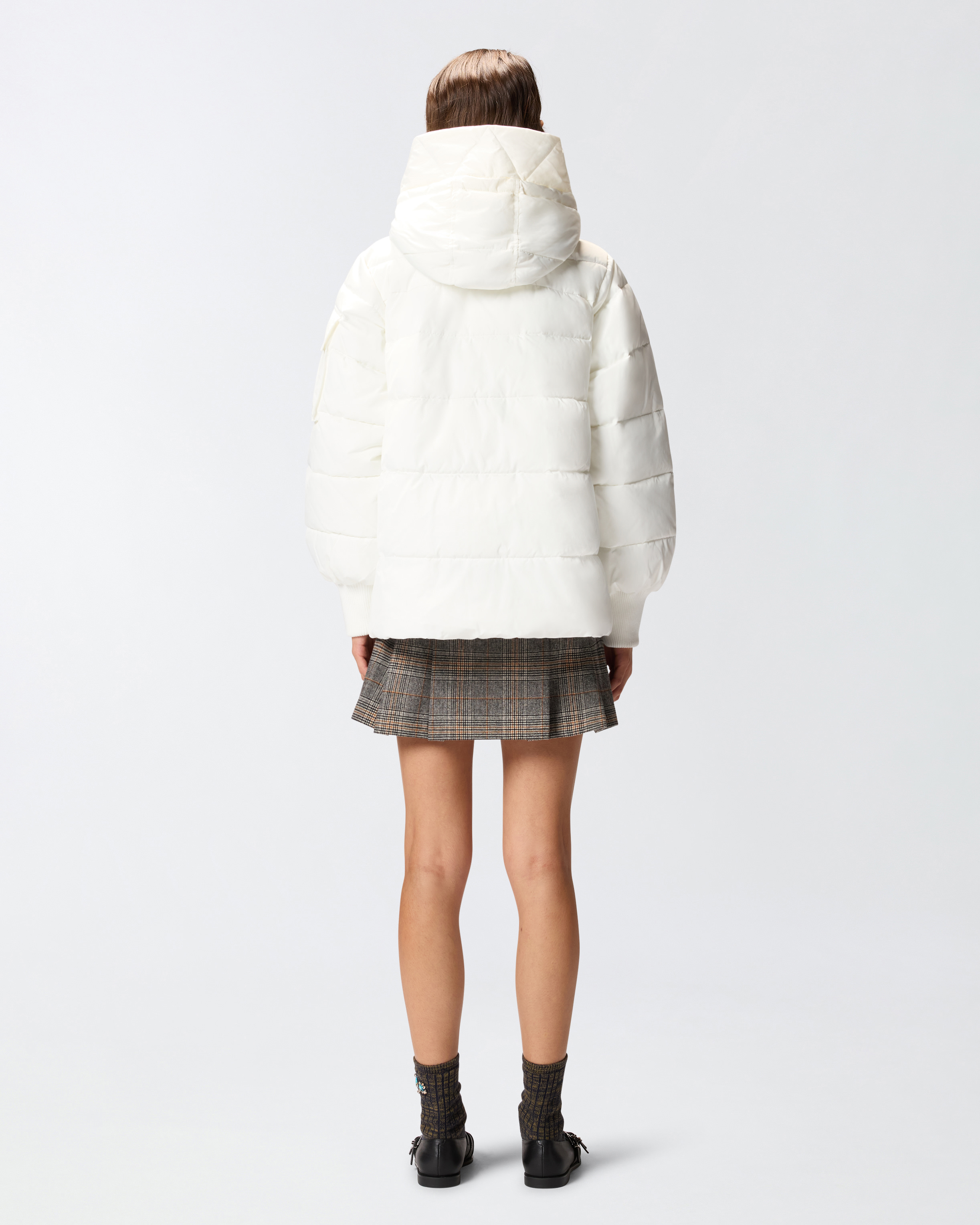 Piumino con cappuccio in tela tecnica 2