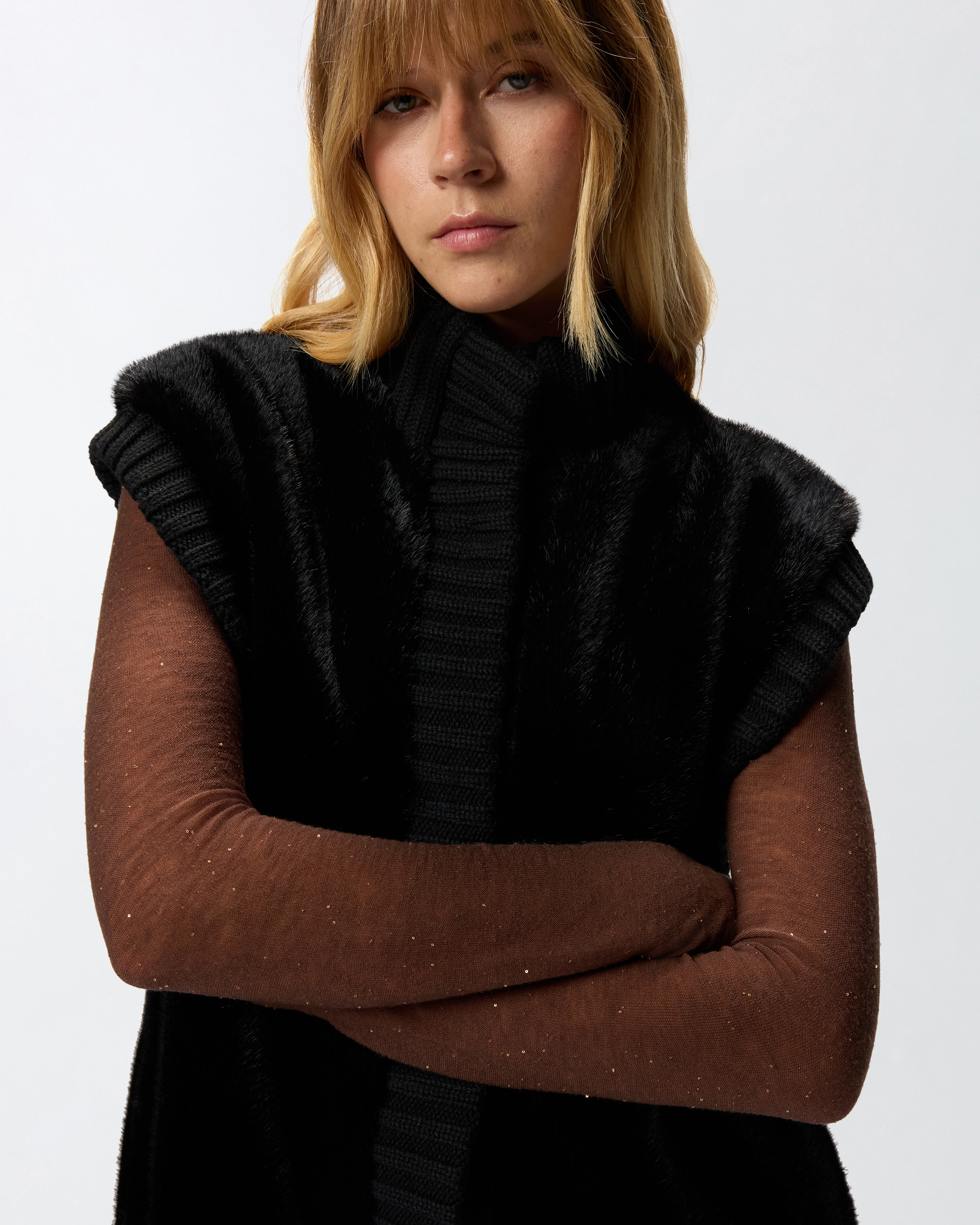 Gilet lungo effetto pelliccia 3