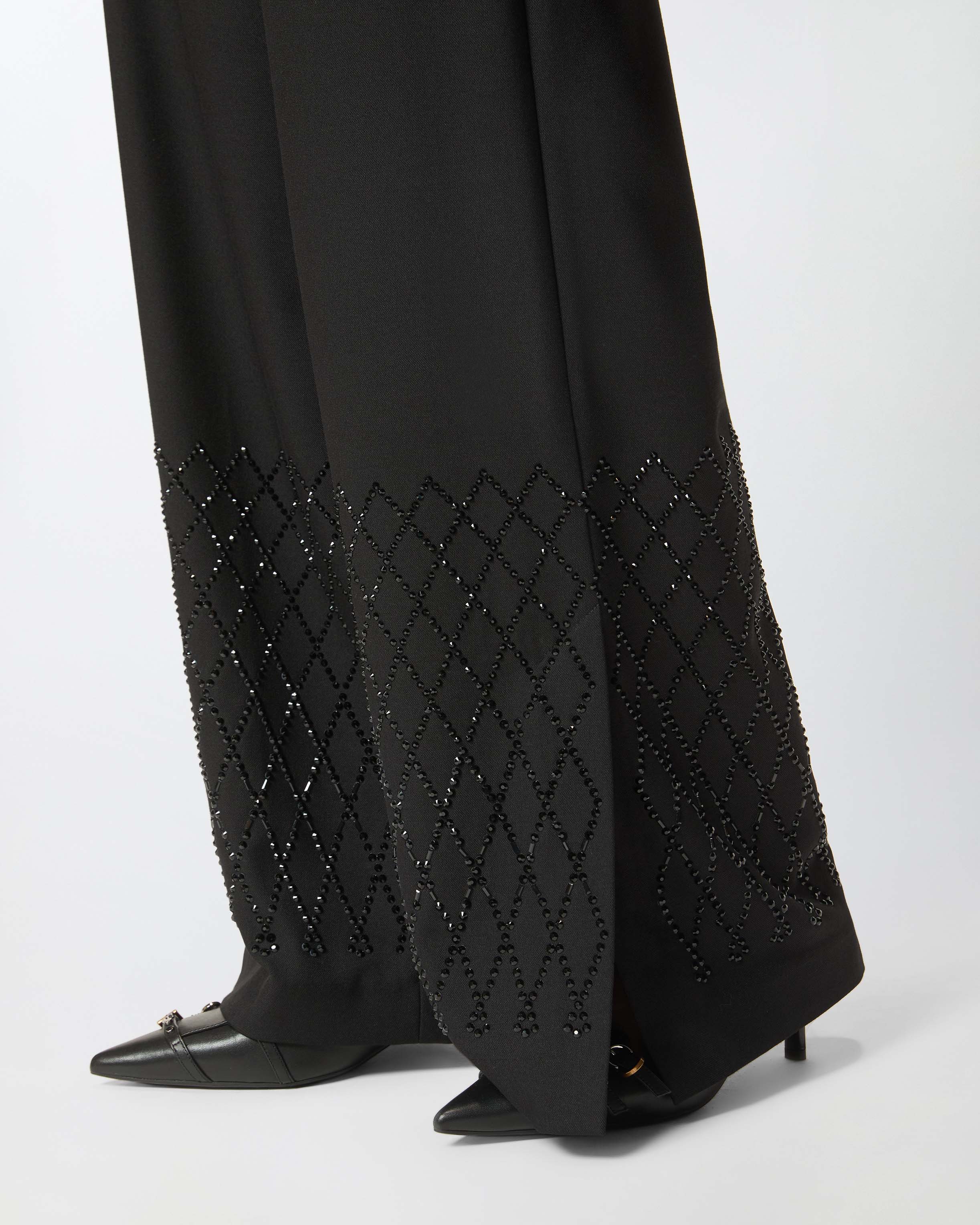 Weite Hose mit Strass 3