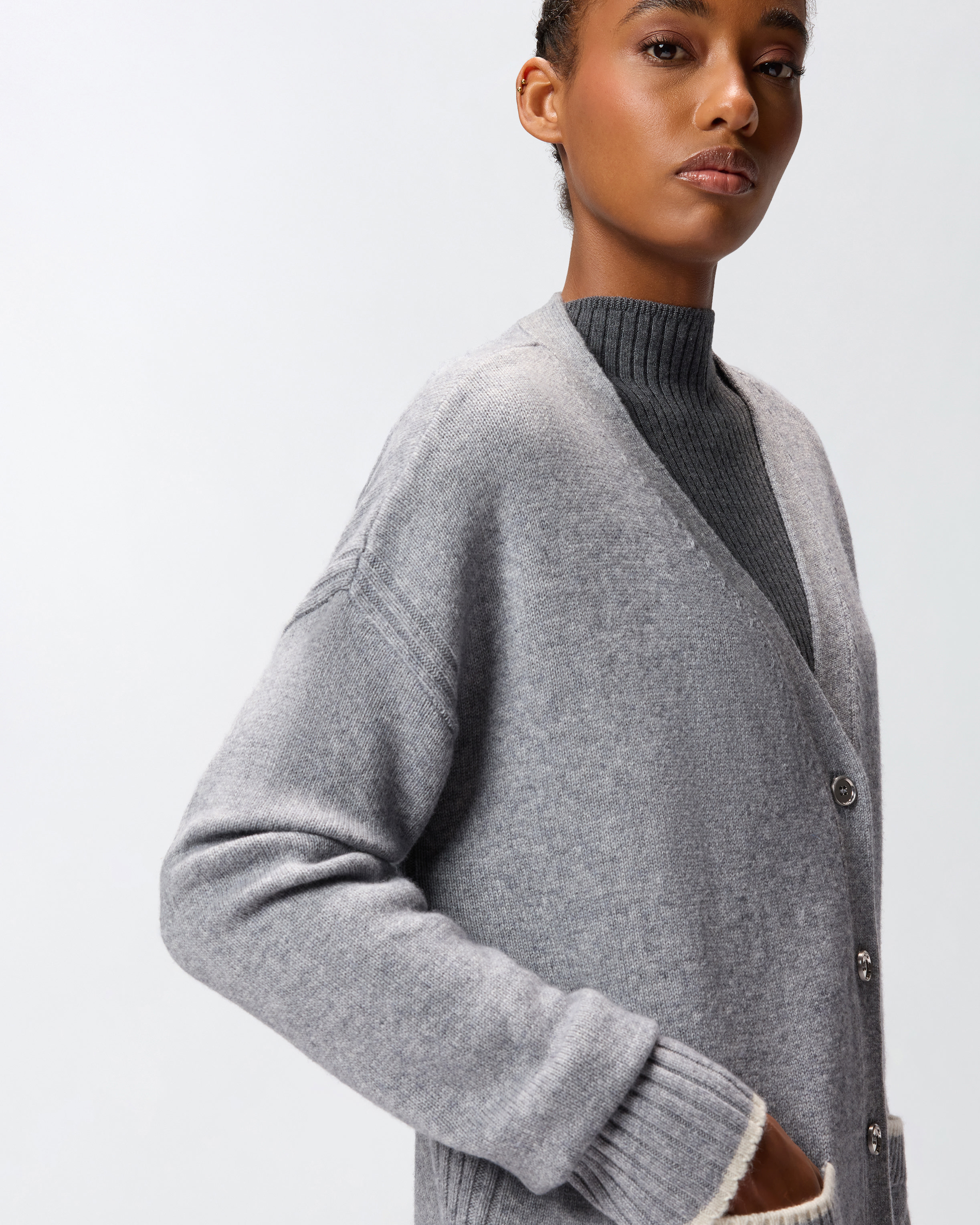 Cardigan lungo con scollo a V 3