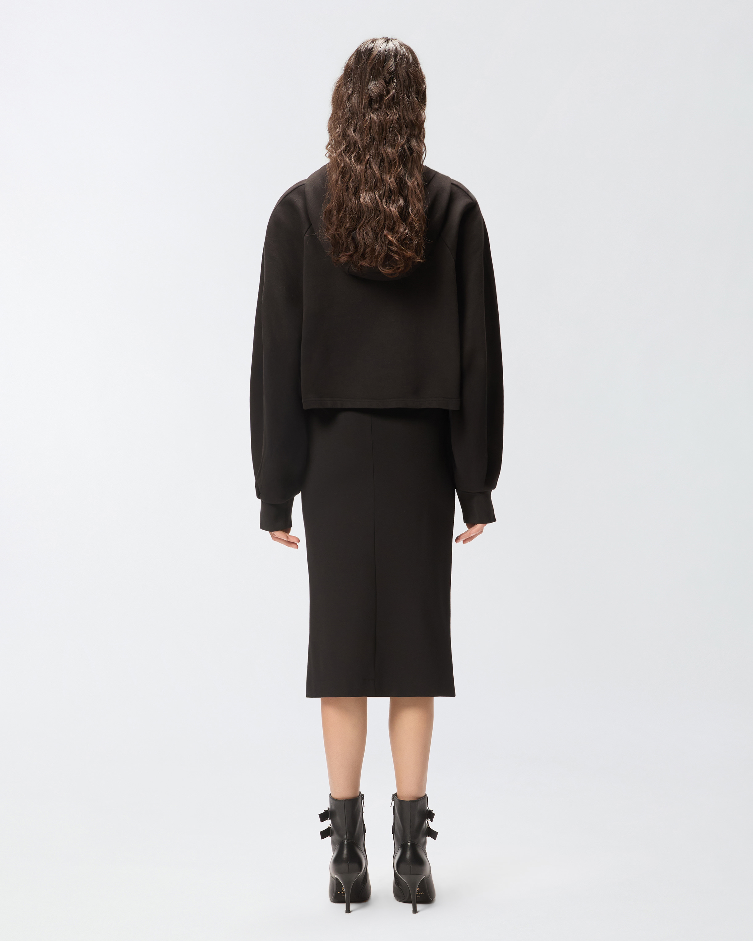 Falda lápiz en punto roma 2