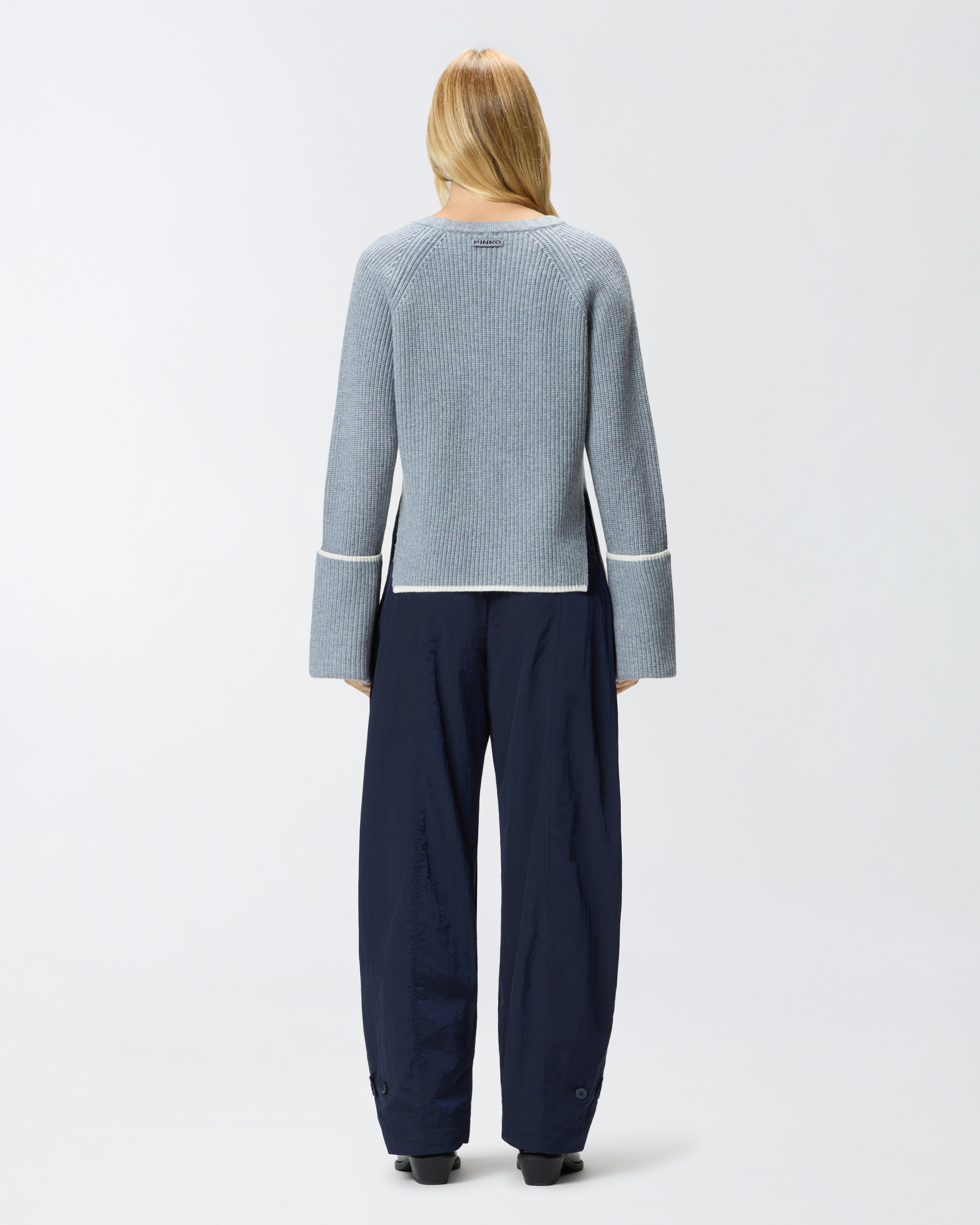 Maglione girocollo ampio 2