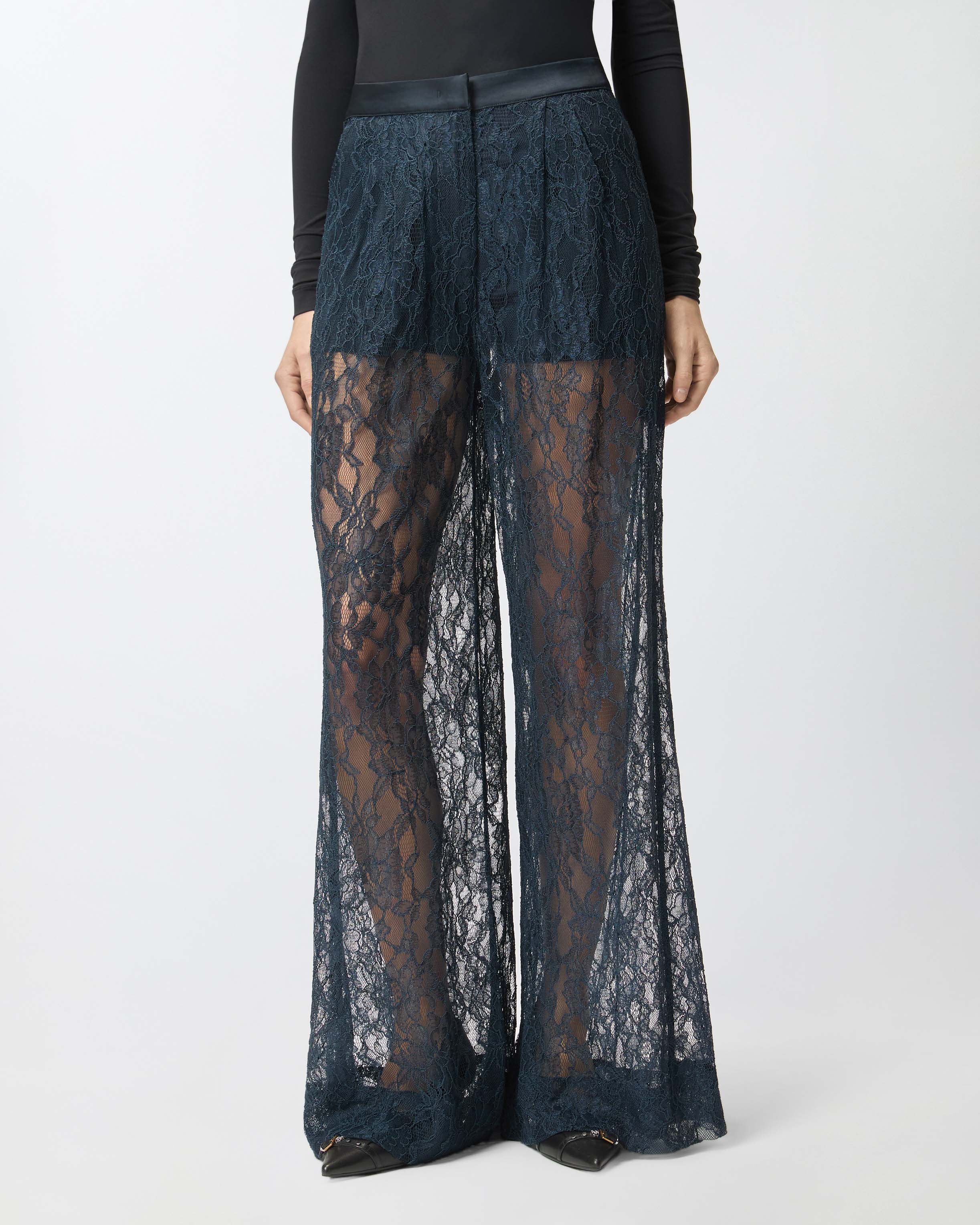 Wide-leg lace trousers 1