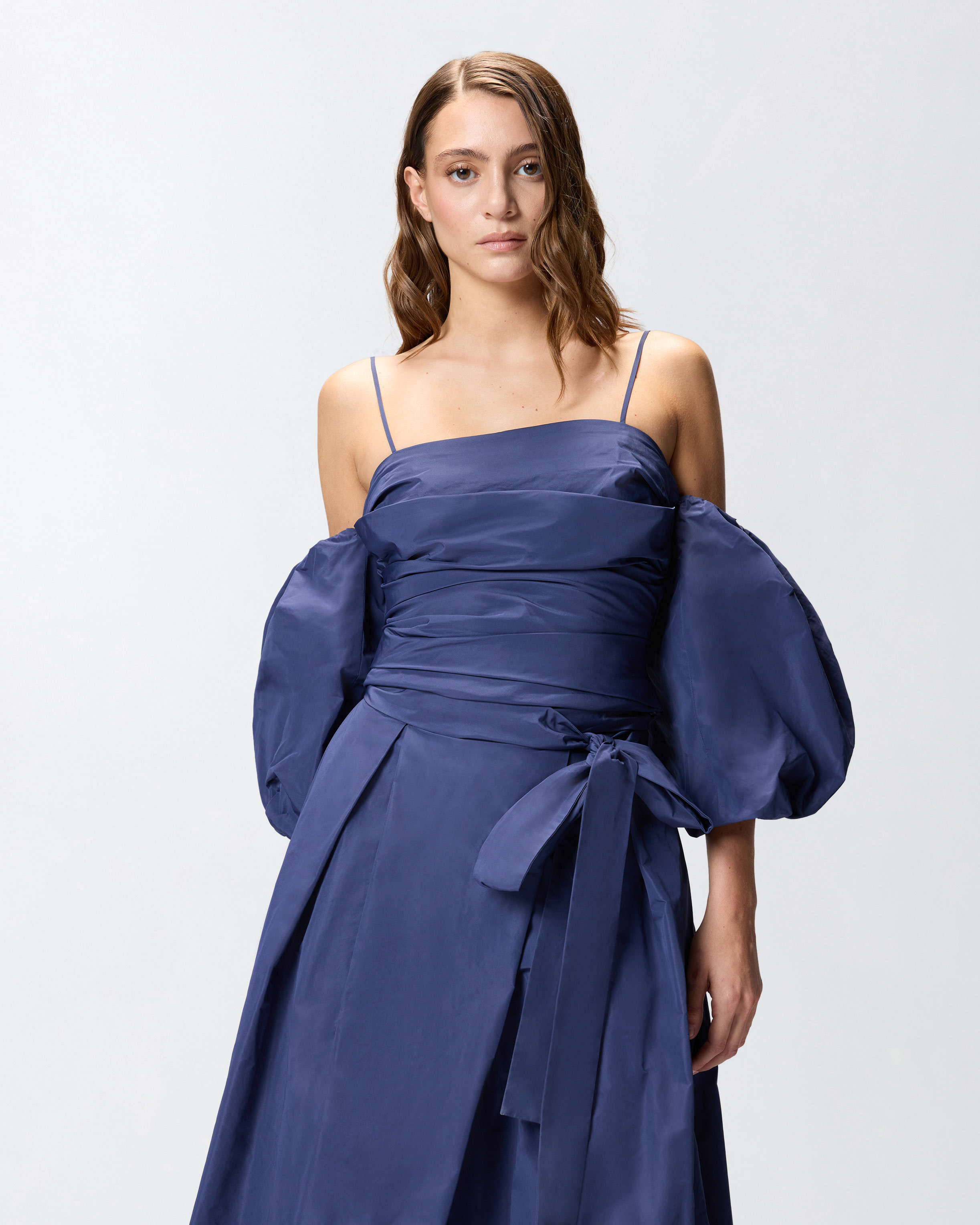 Top corto con mangas globo 3