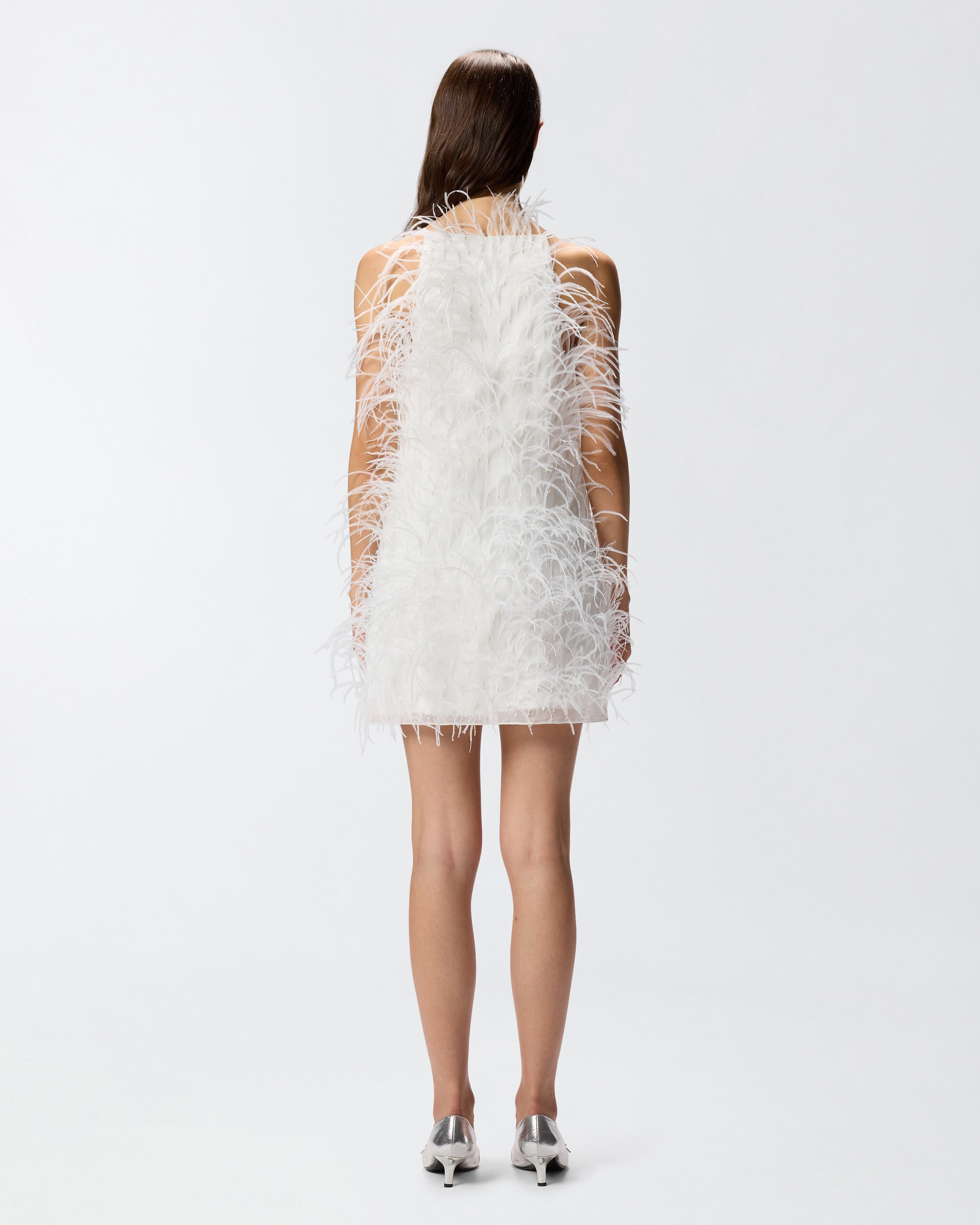 Short dress with feathers 2