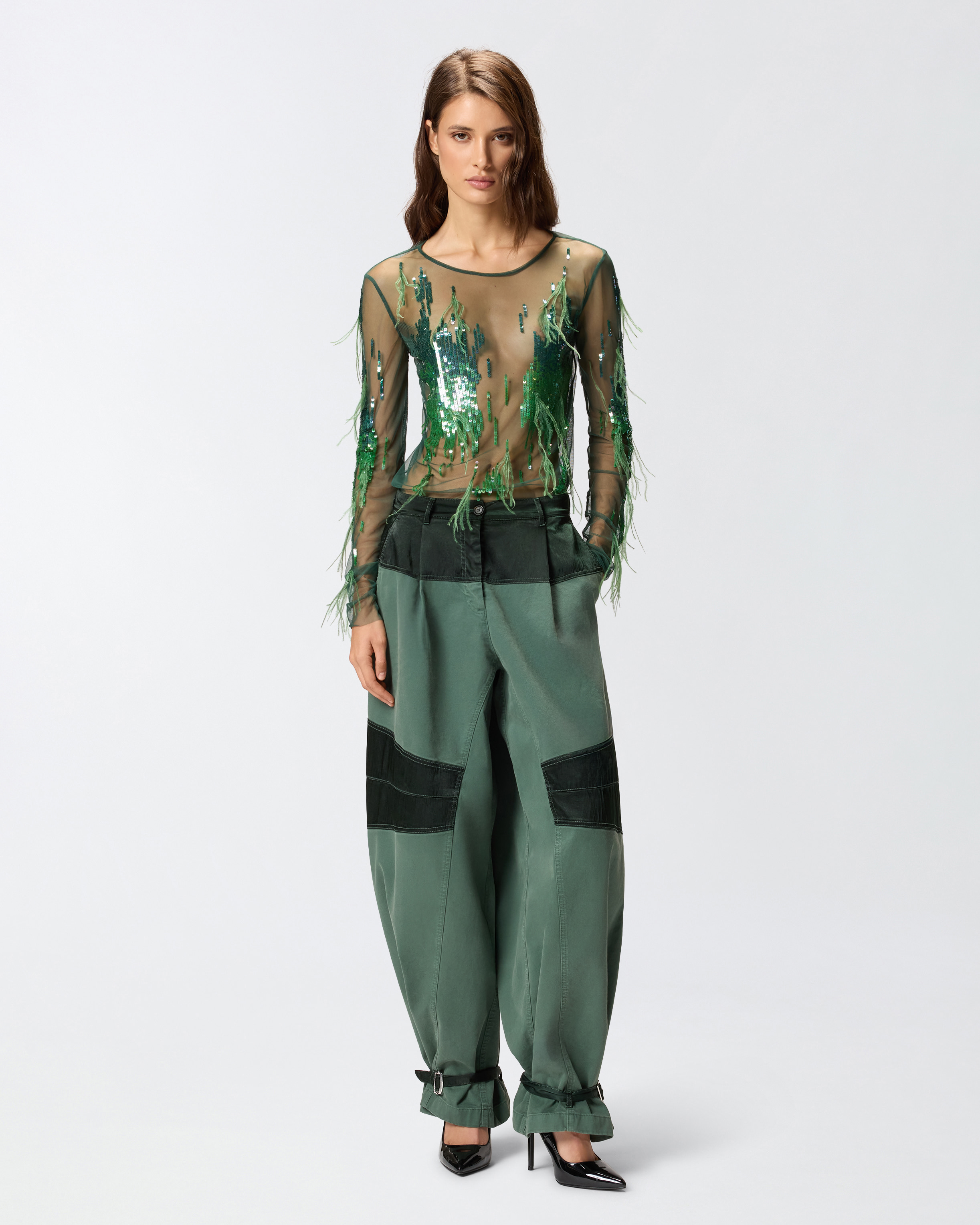 羽毛与亮片装饰透视针织衫 1