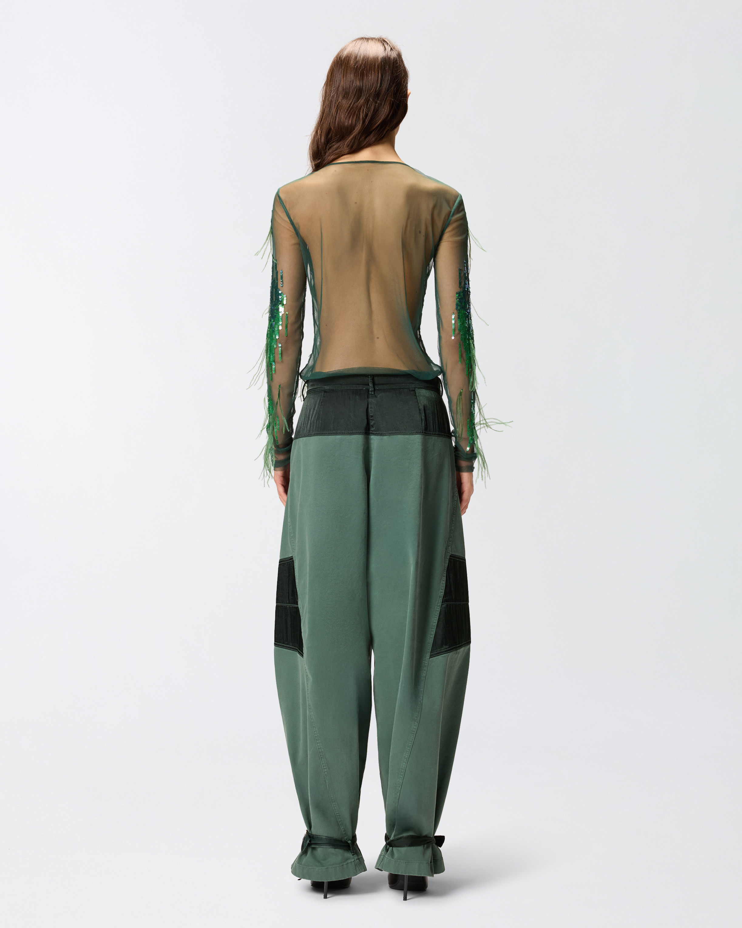 羽毛与亮片装饰透视针织衫 2