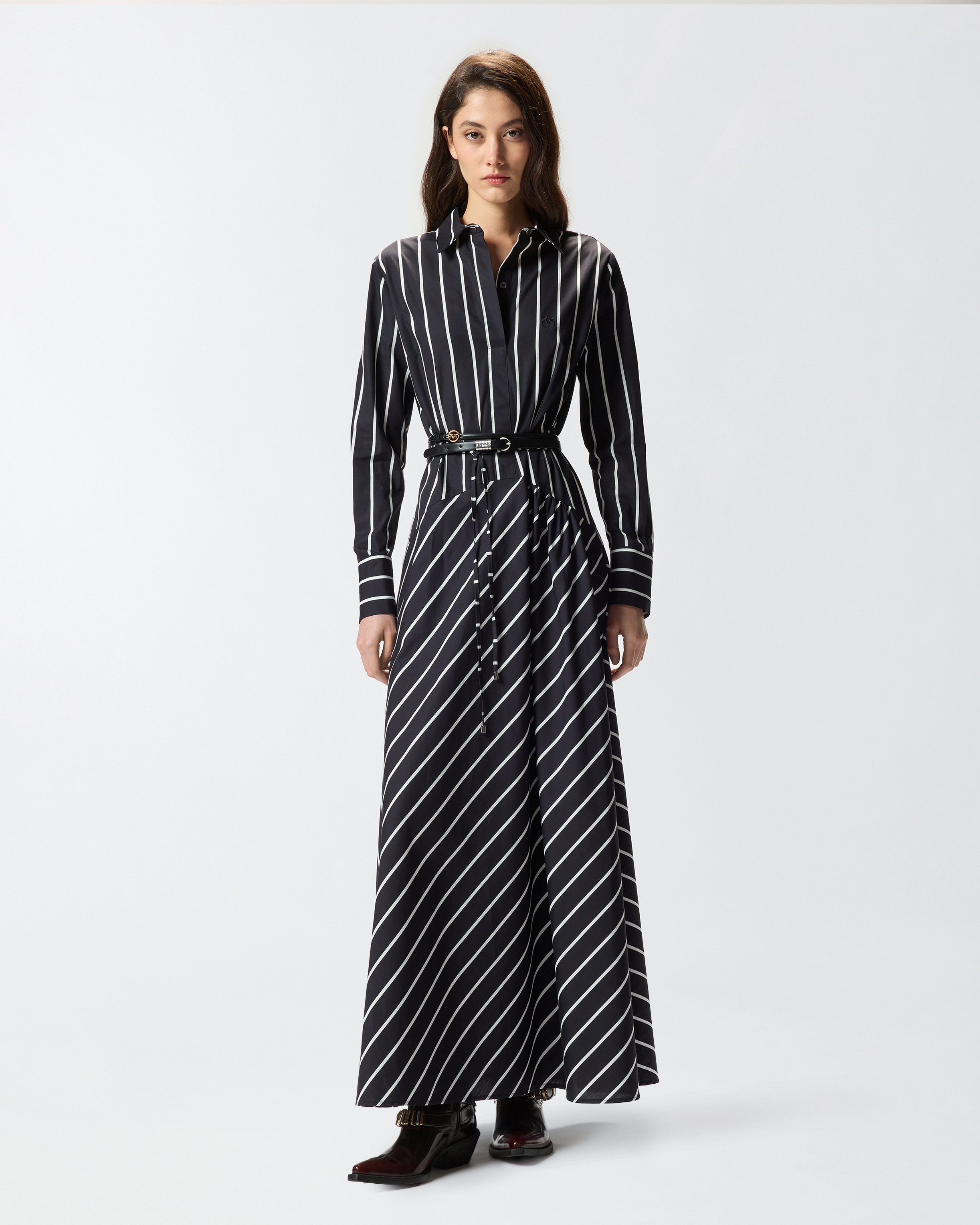 ワンピース Pinko SASSOLUNGO LONG DRESS IN COLOURED STRIPED KNIT Pinko Sassolungo Dress With Round Neck And Long Sleeves In
