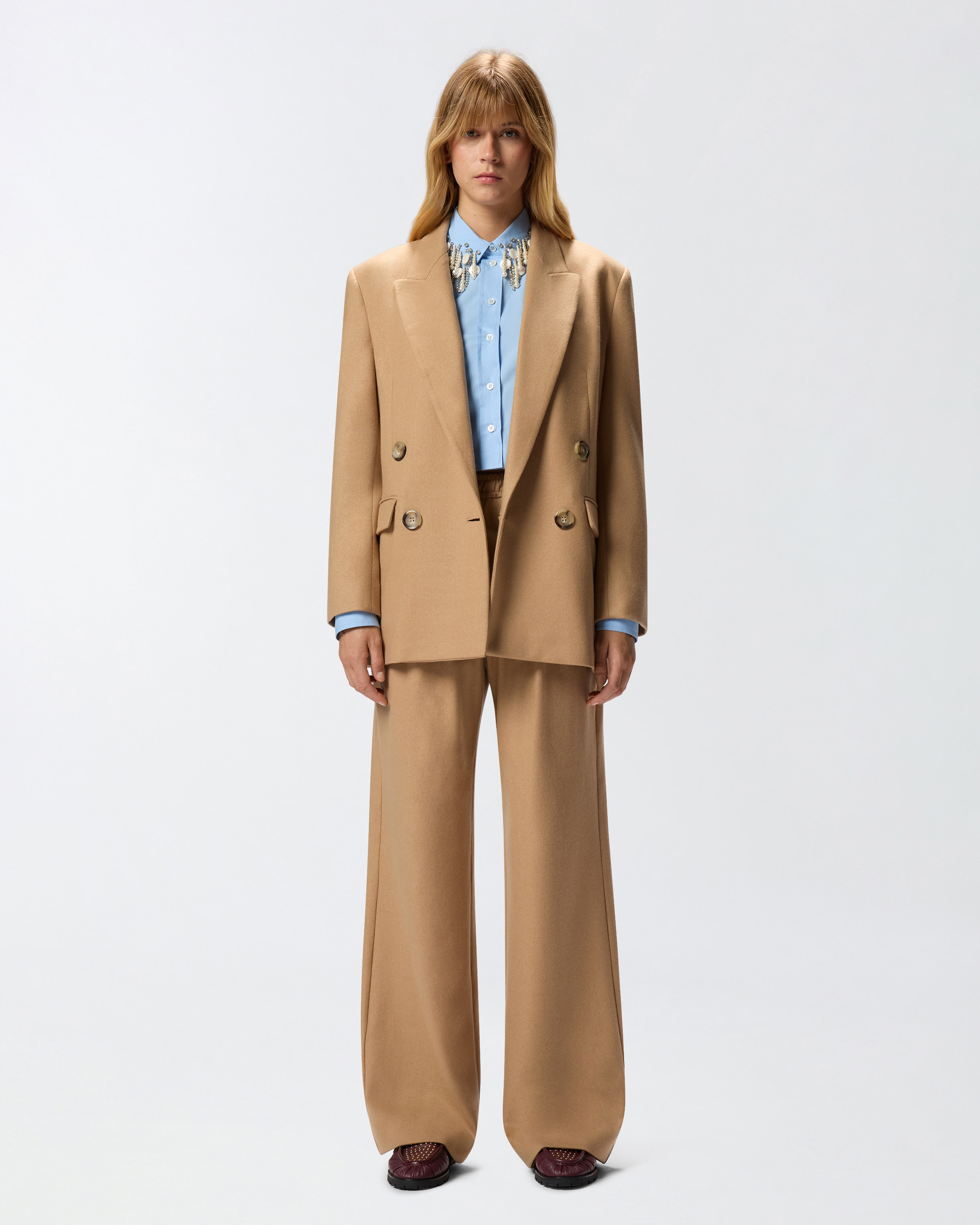 Cropped-Bluse mit Schmuckapplikationen 1