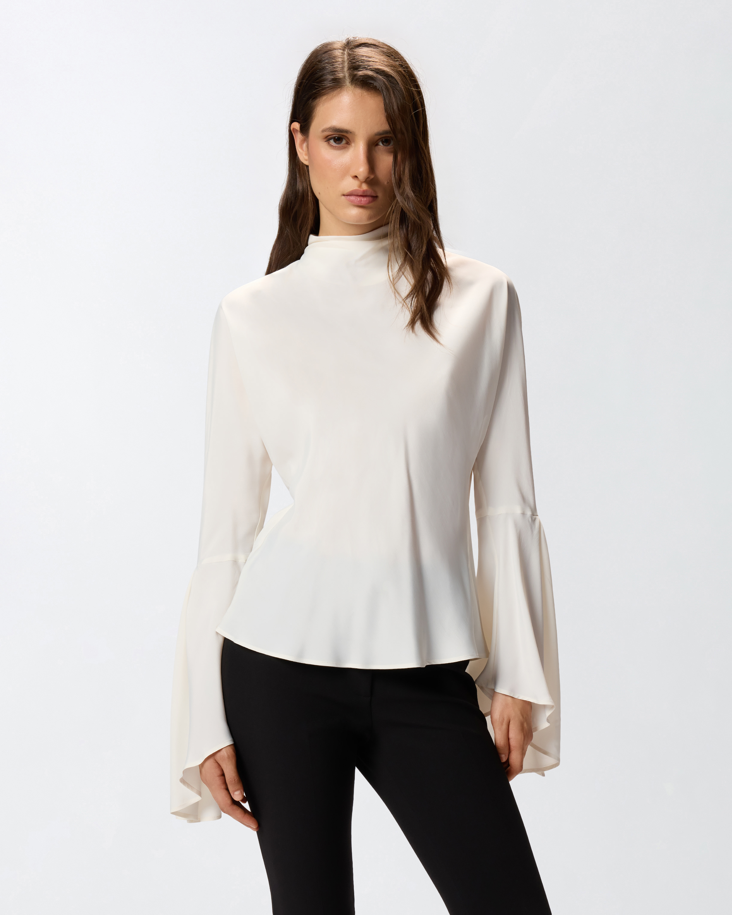 Bluse aus Crêpe de Chine mit Rückenausschnitt 0