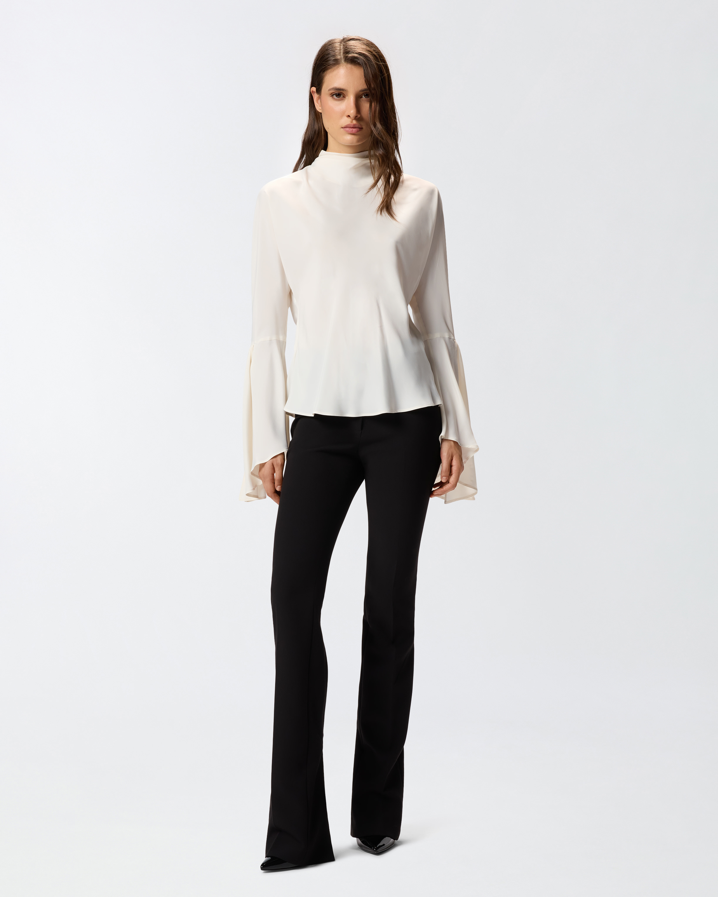 Bluse aus Crêpe de Chine mit Rückenausschnitt 1