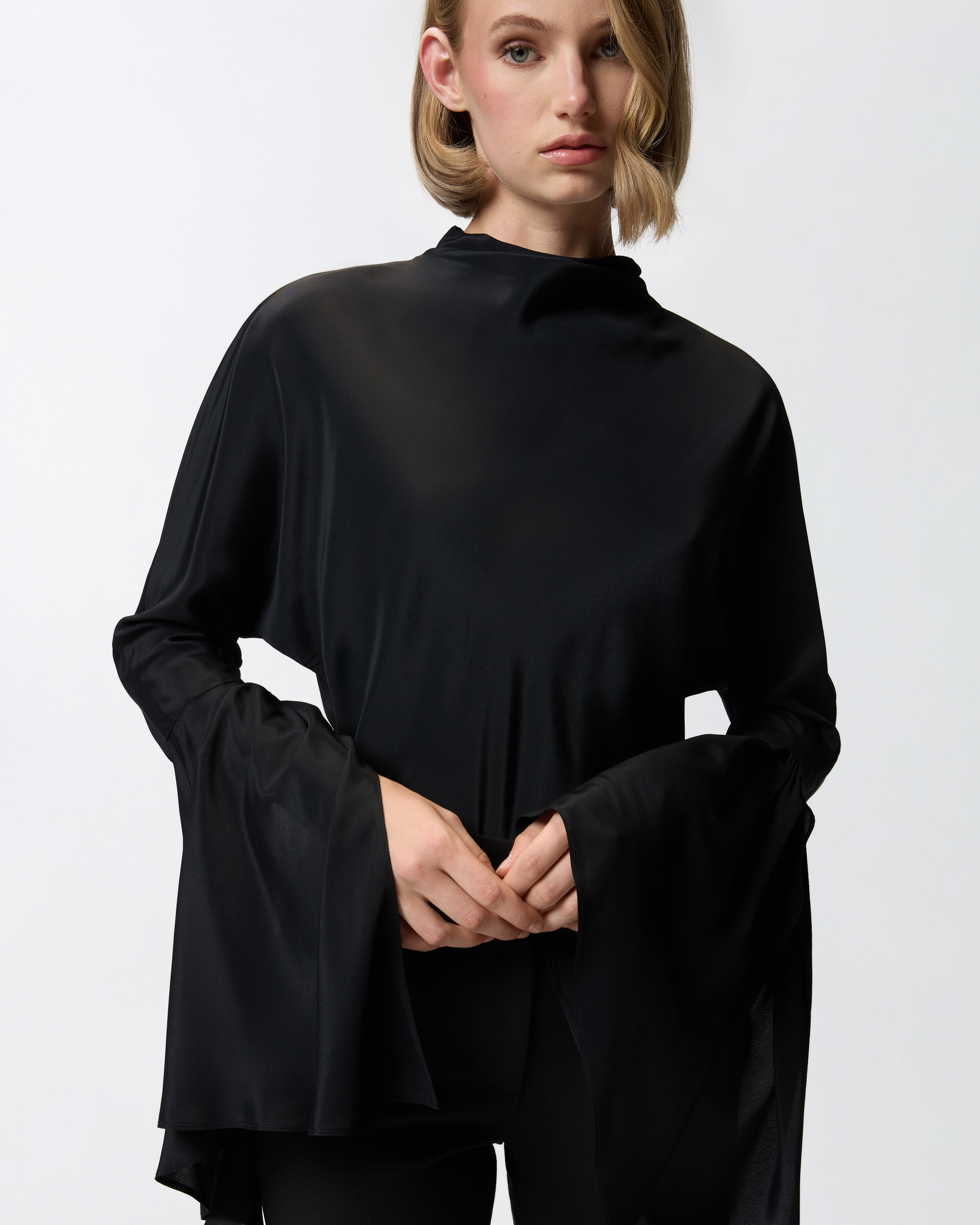 Bluse aus Crêpe de Chine mit Rückenausschnitt 3