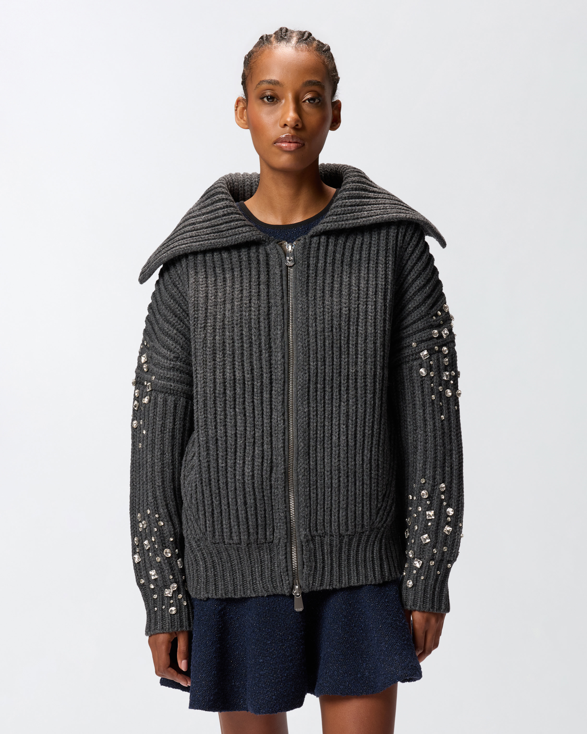 水钻装饰开衫式大衣 1