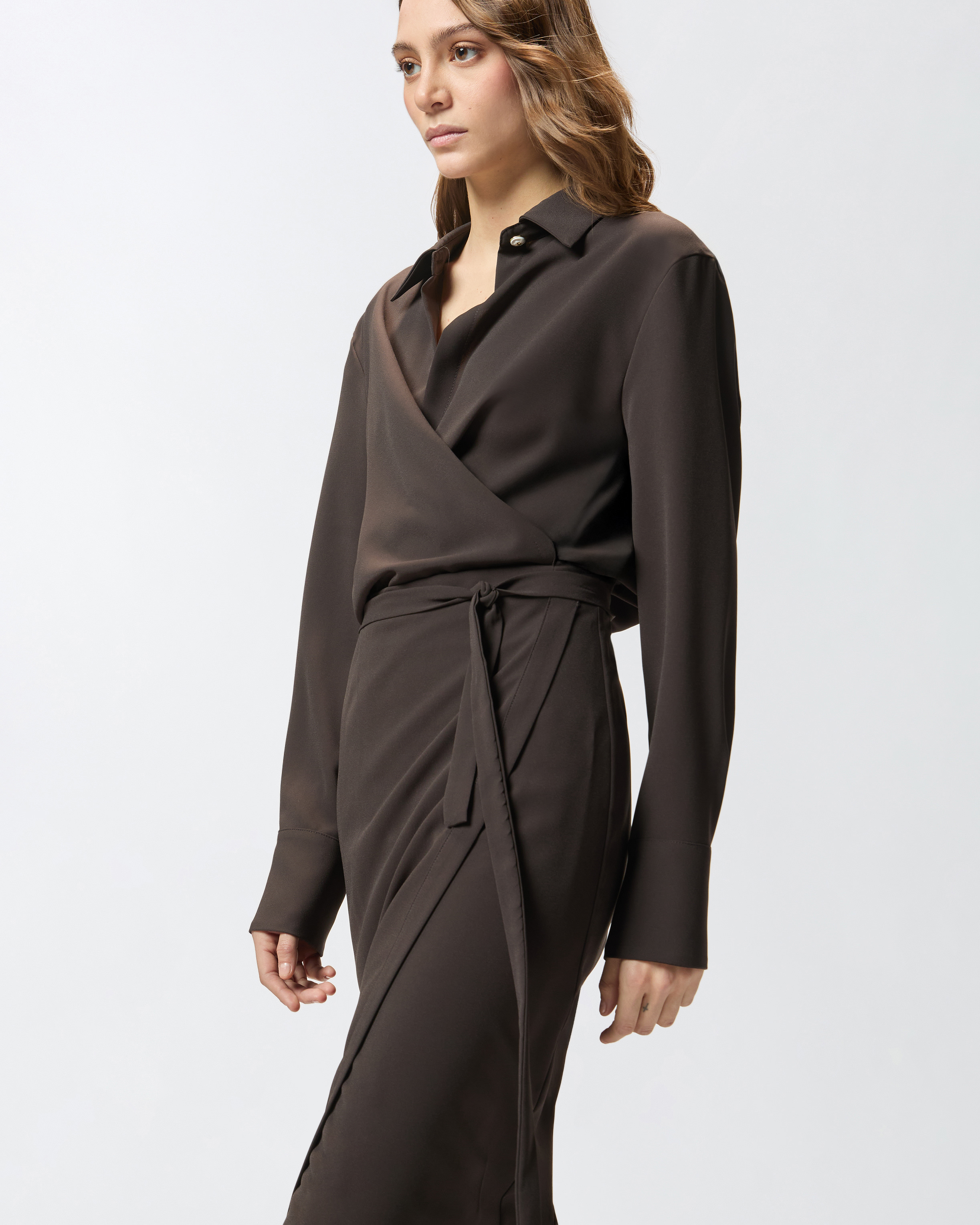 Robe chemise midi ceinturée 3