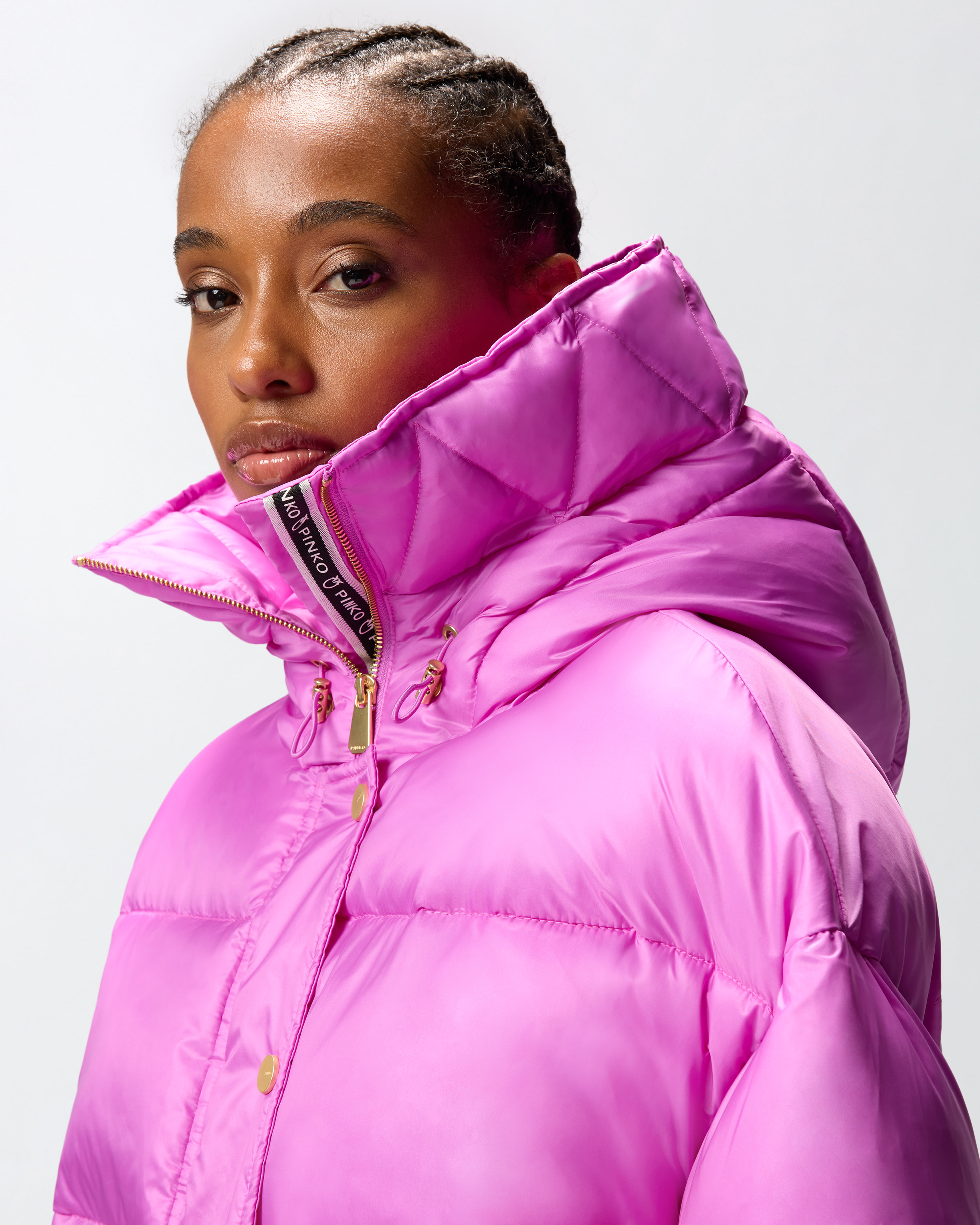 Piumino con cappuccio in tela tecnica 3