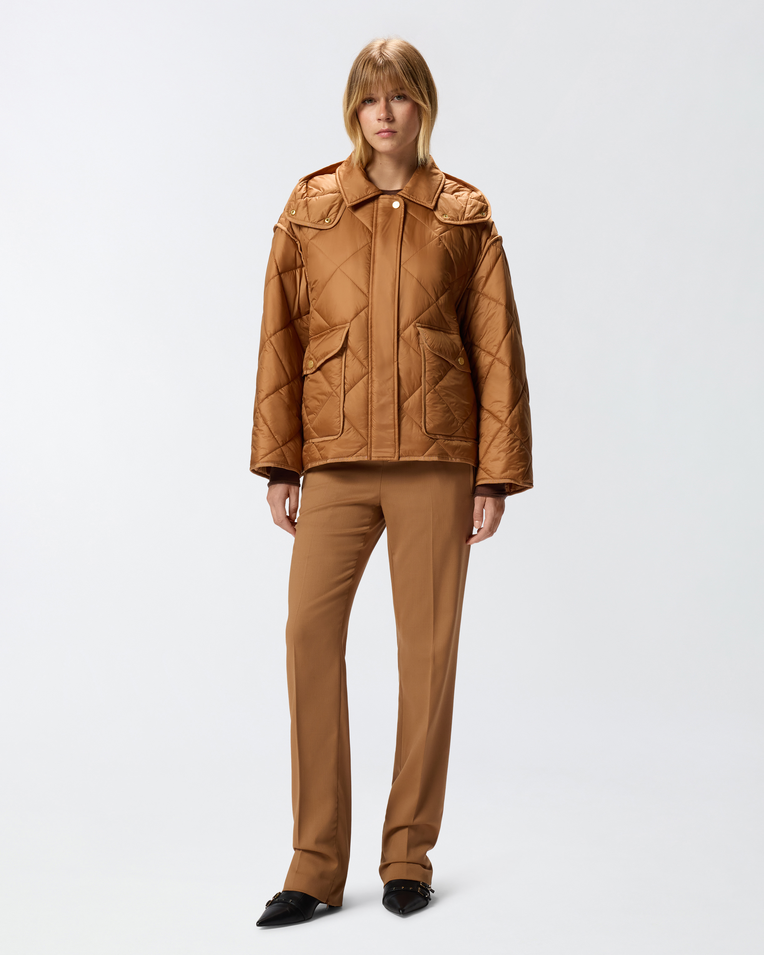 Caban aus Funktionsgewebe mit Steppnähten 1