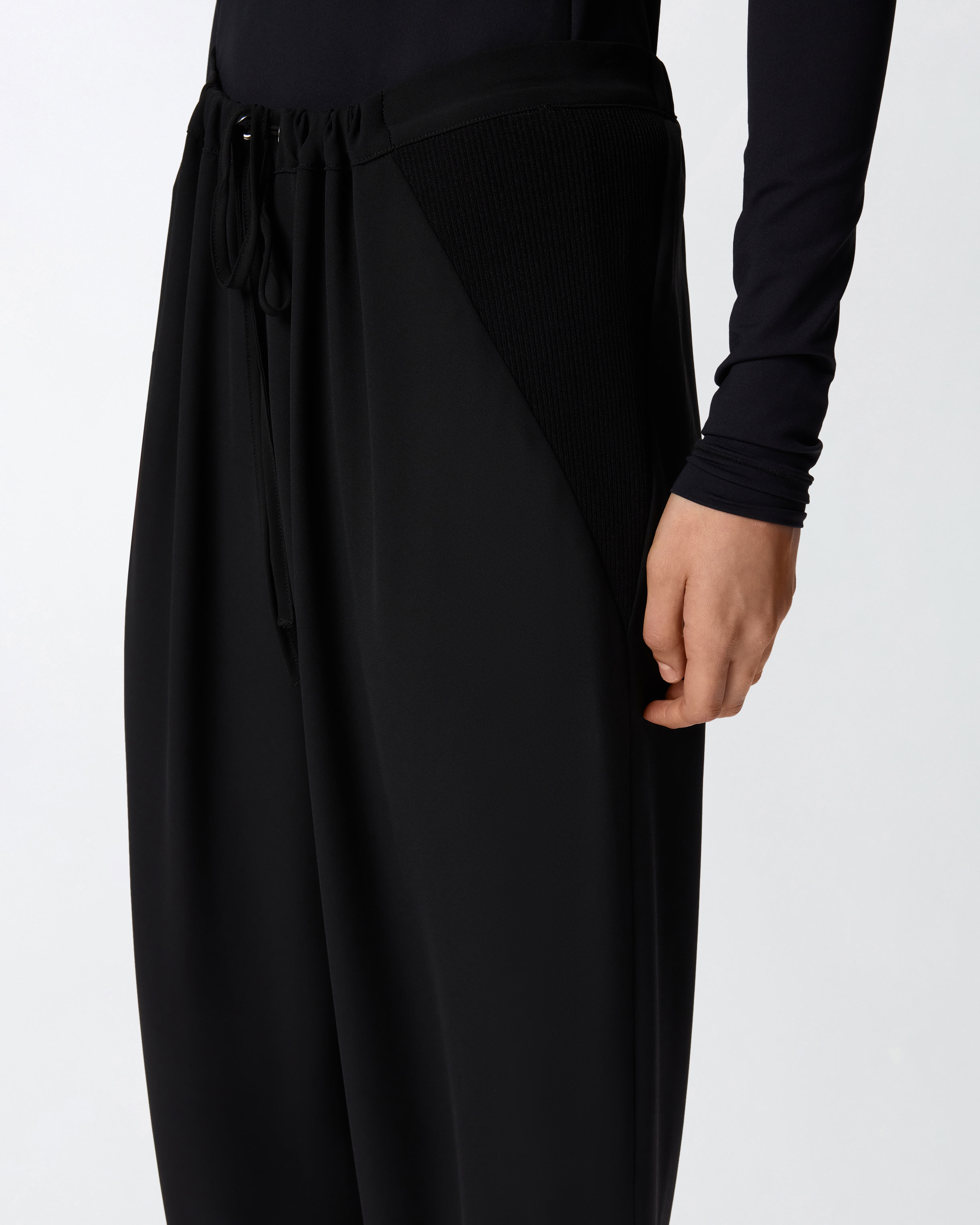 Pinko Wide-leg Trousers With Elastic Waist In Black