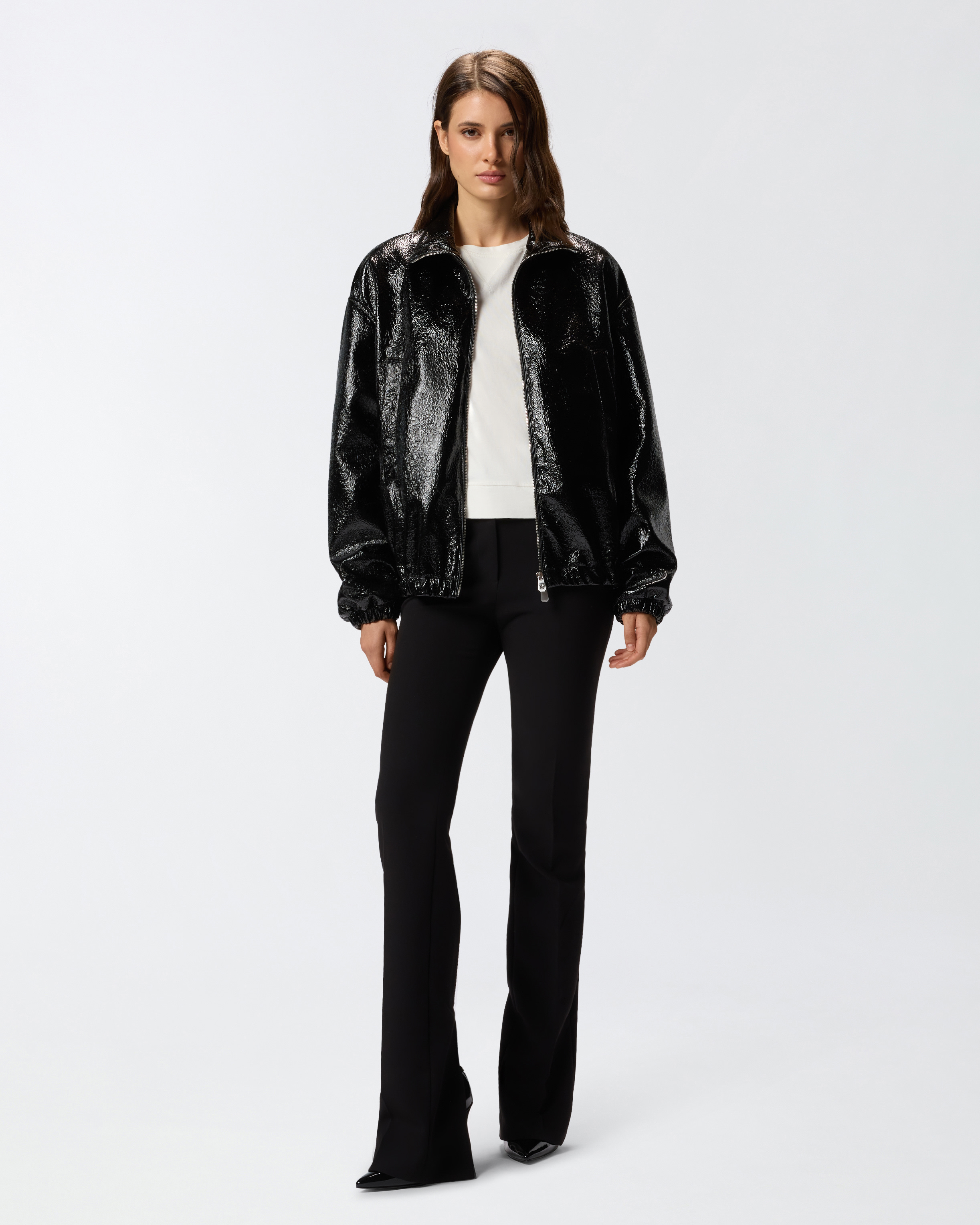 Top sin mangas con aplicaciones 1