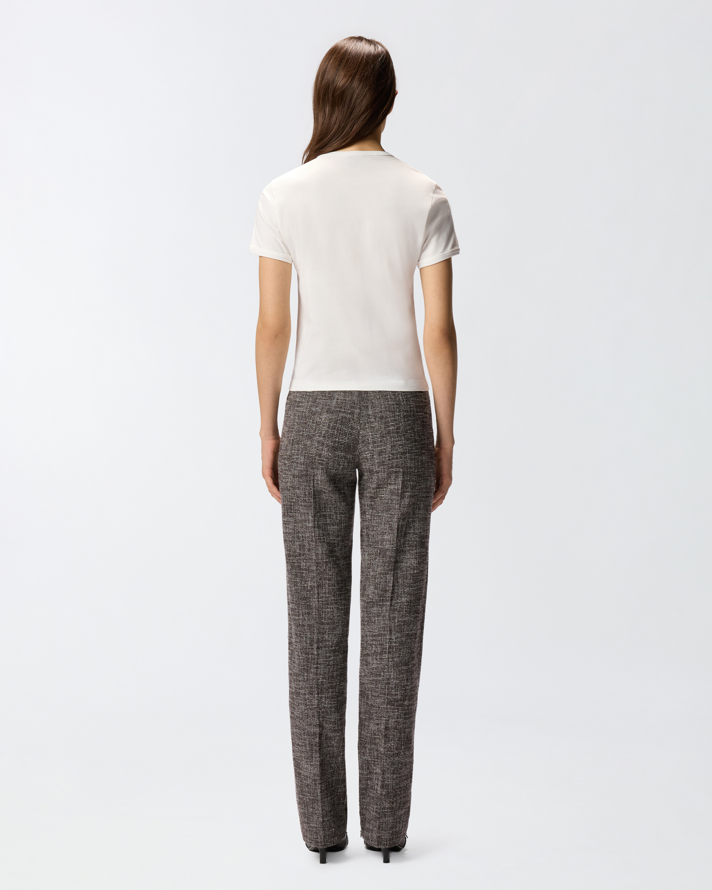 Camiseta de manga corta con logotipo bordado 2