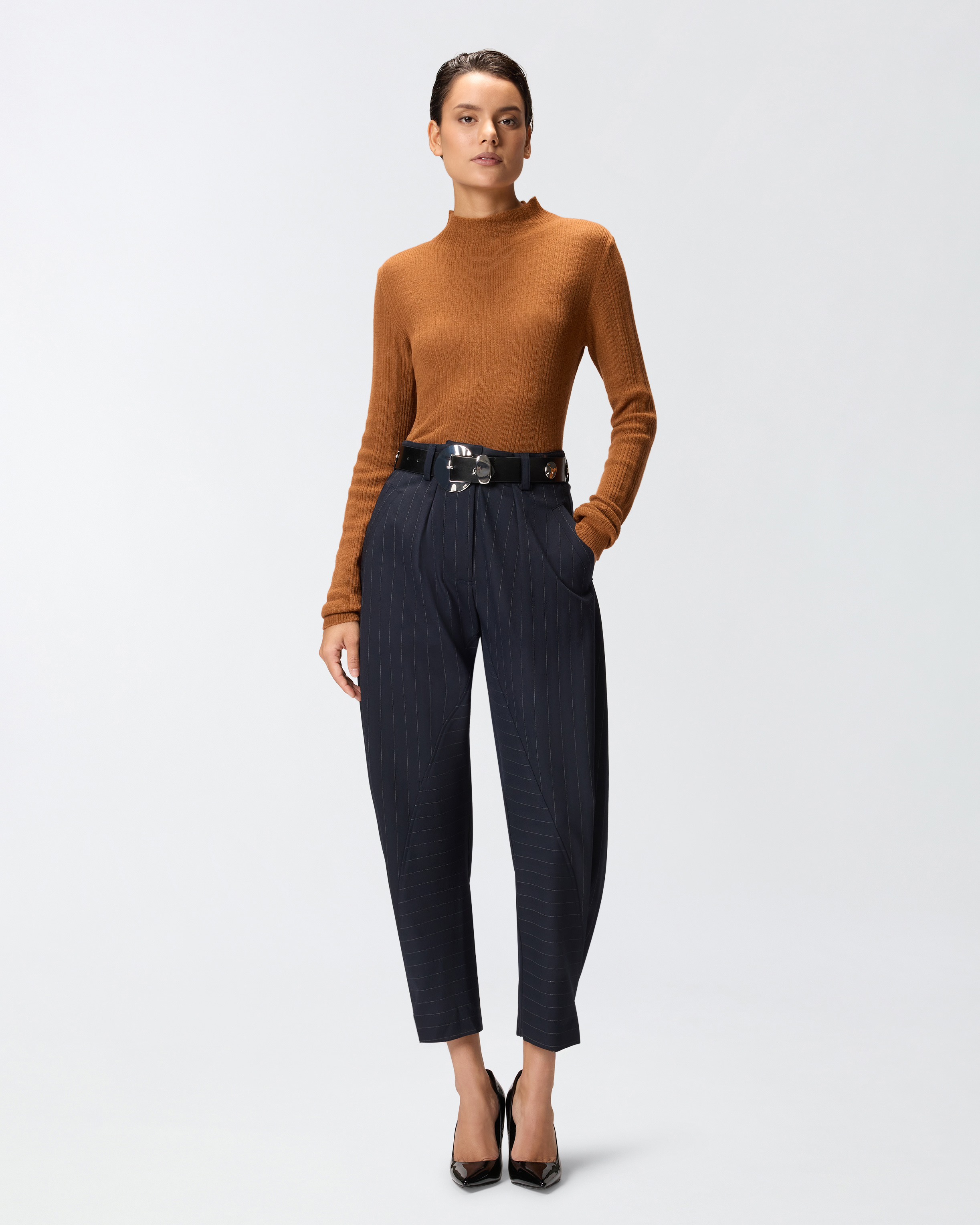 Jersey ceñido de cuello alto 1