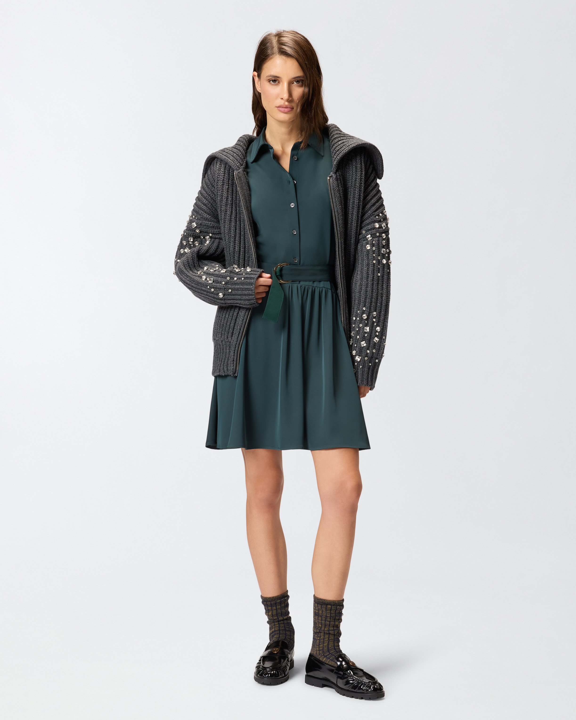 垂顺织物短款连衣裙 1