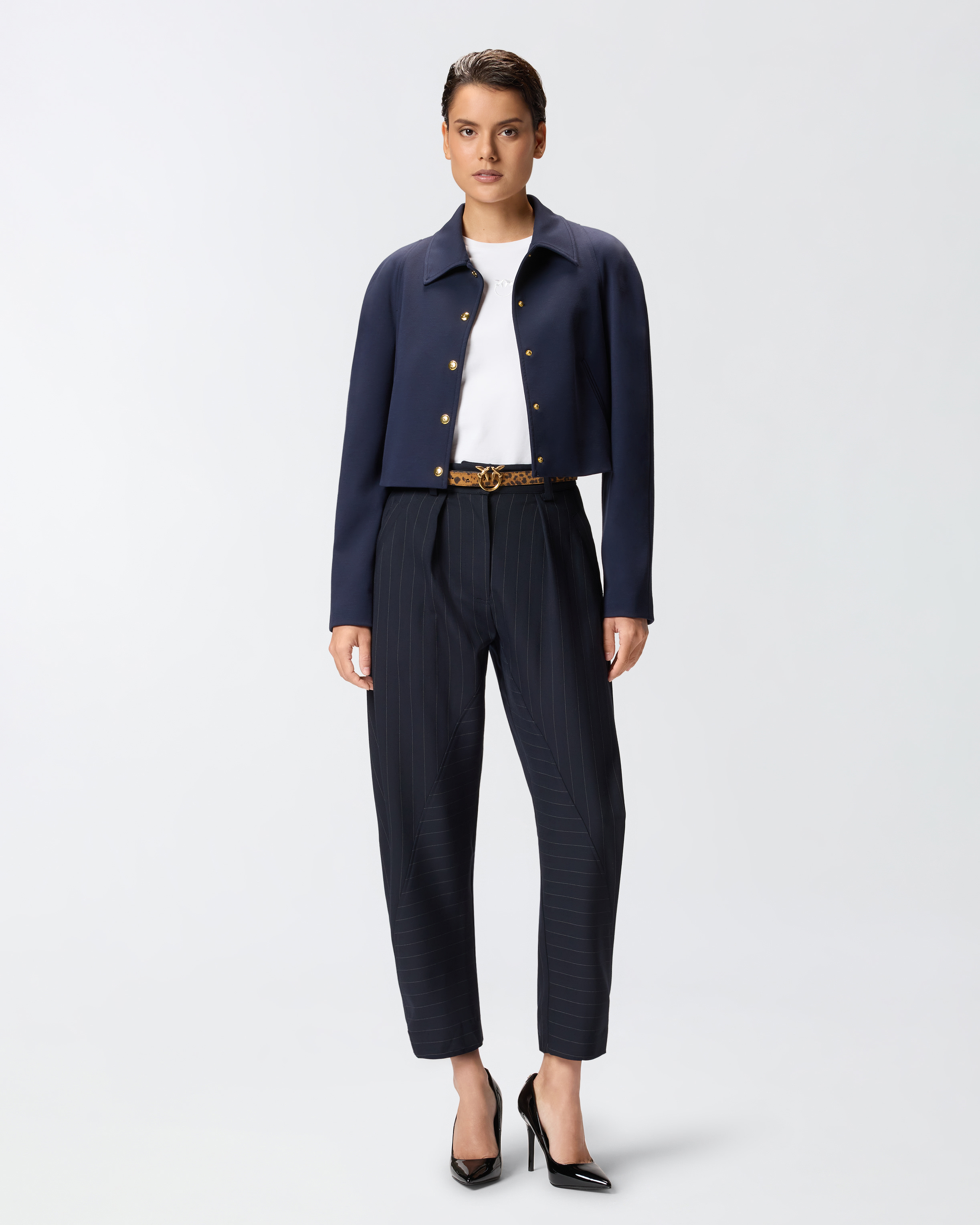 Kurzjacke aus technischem Gewebe in Roma Ripp 1