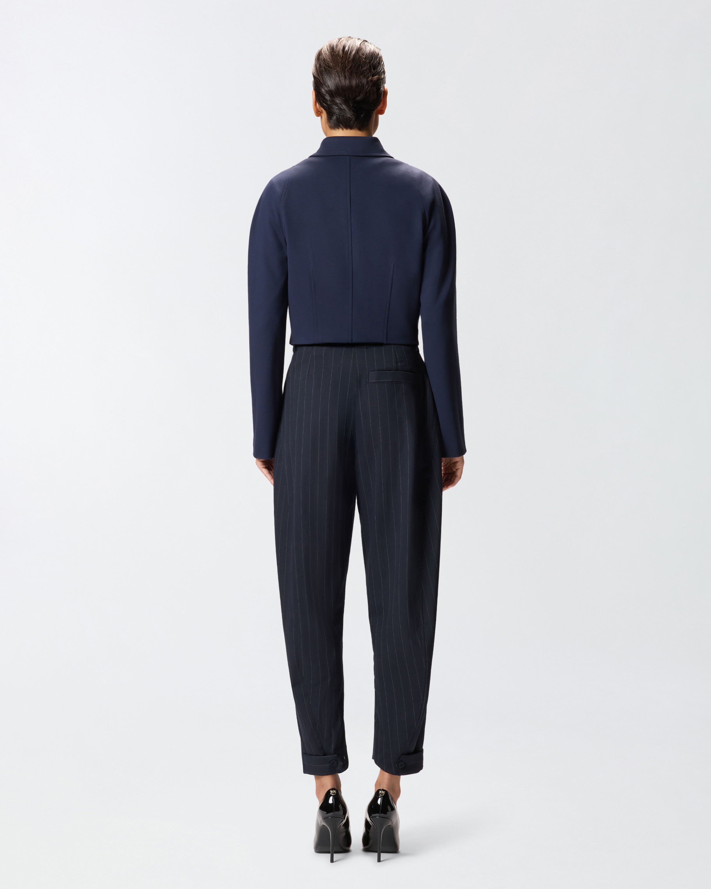 Kurzjacke aus technischem Gewebe in Roma Ripp 2