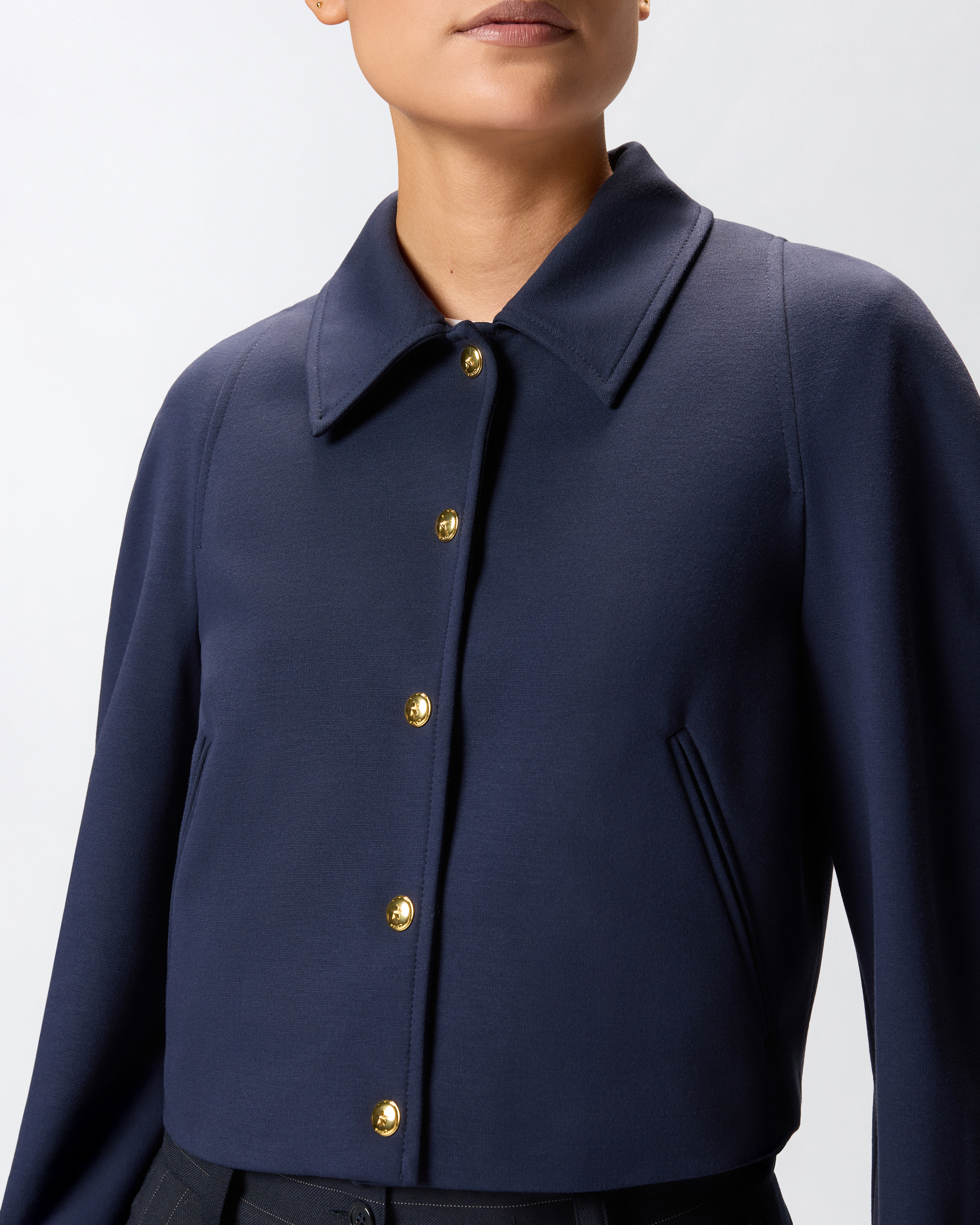 Kurzjacke aus technischem Gewebe in Roma Ripp 3