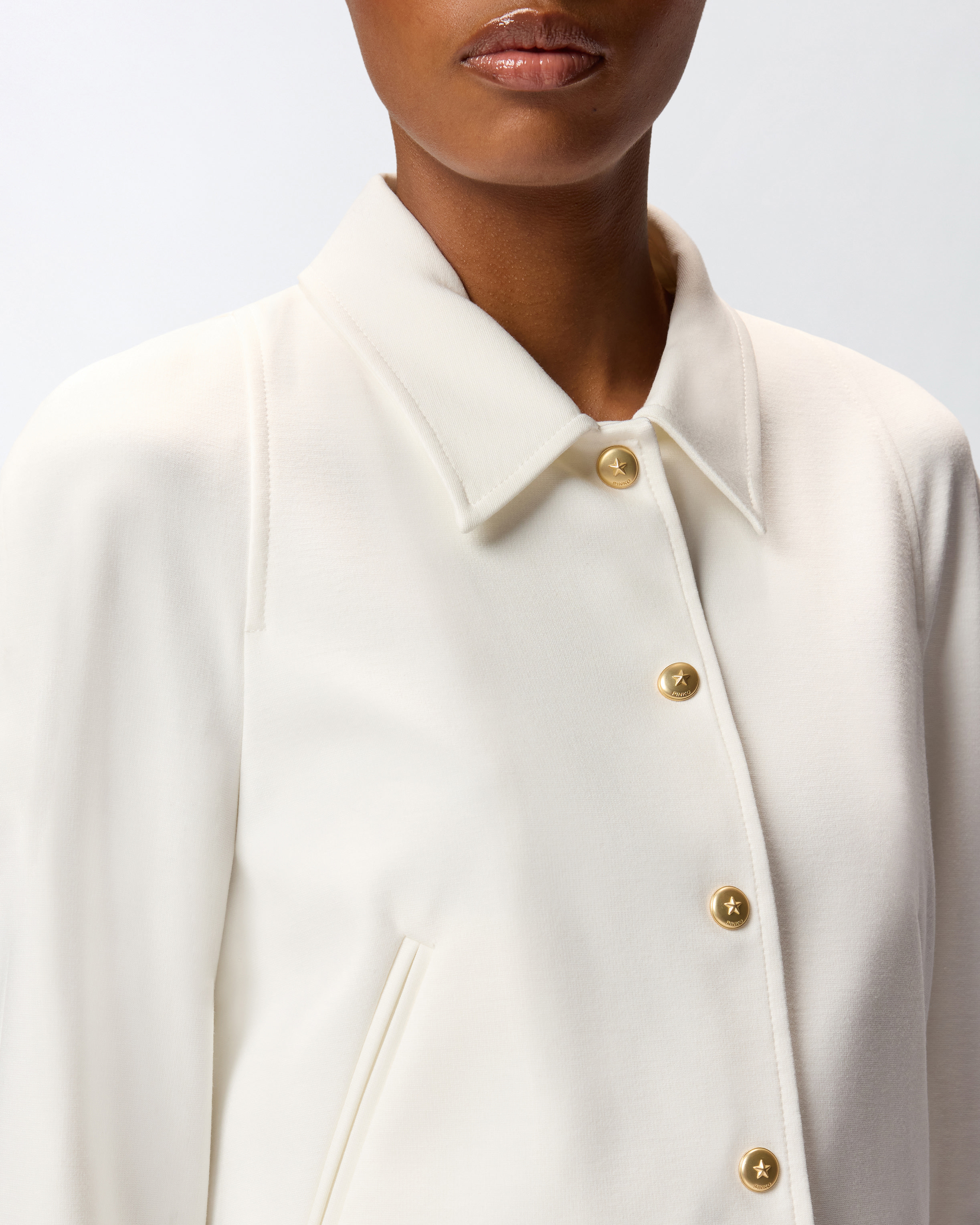 Укороченный жакет из высокотехнологичного вязанотканого полотна 3