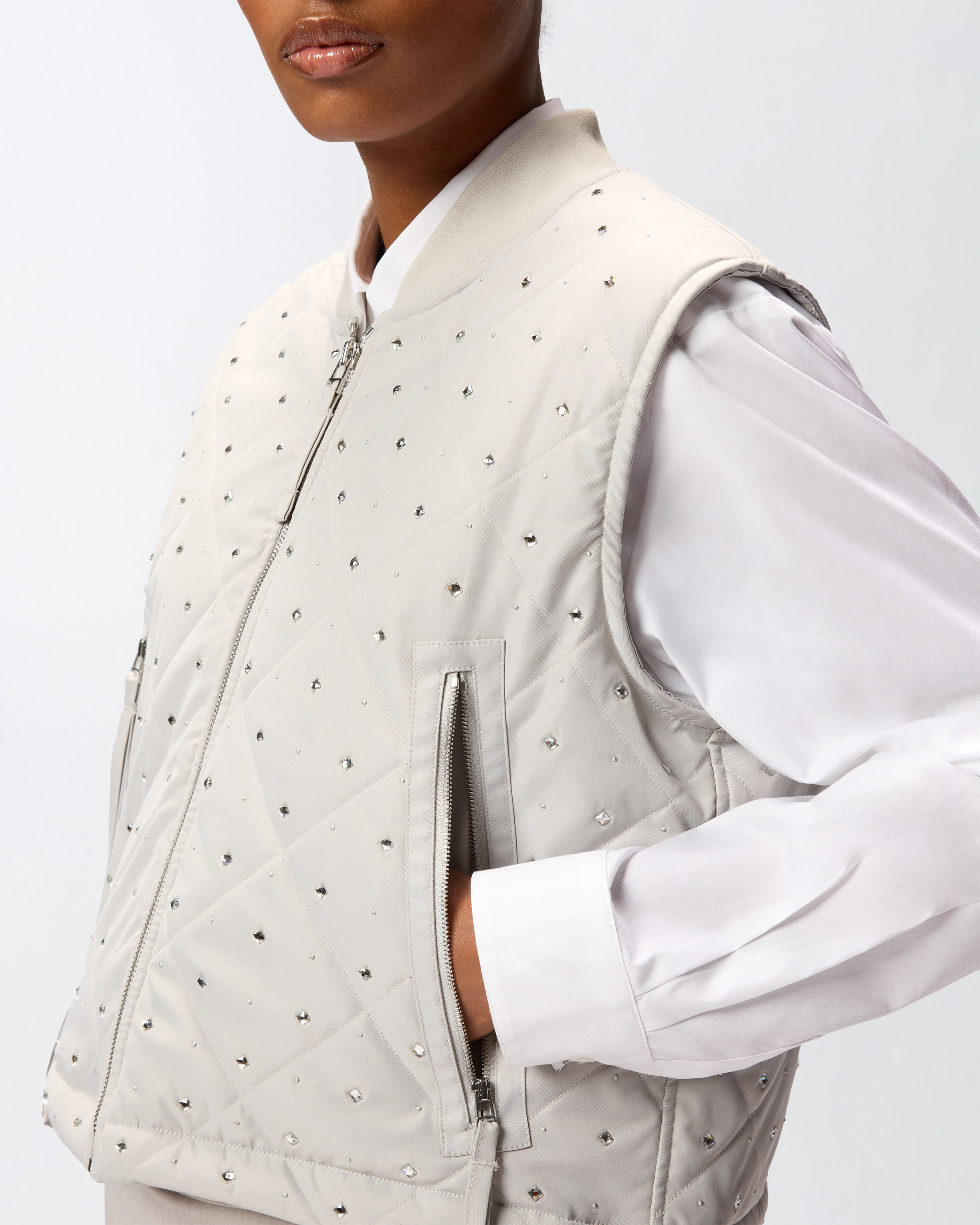 Pinko Cropped Gray Quilted Vest With Structured Silhouette In White
