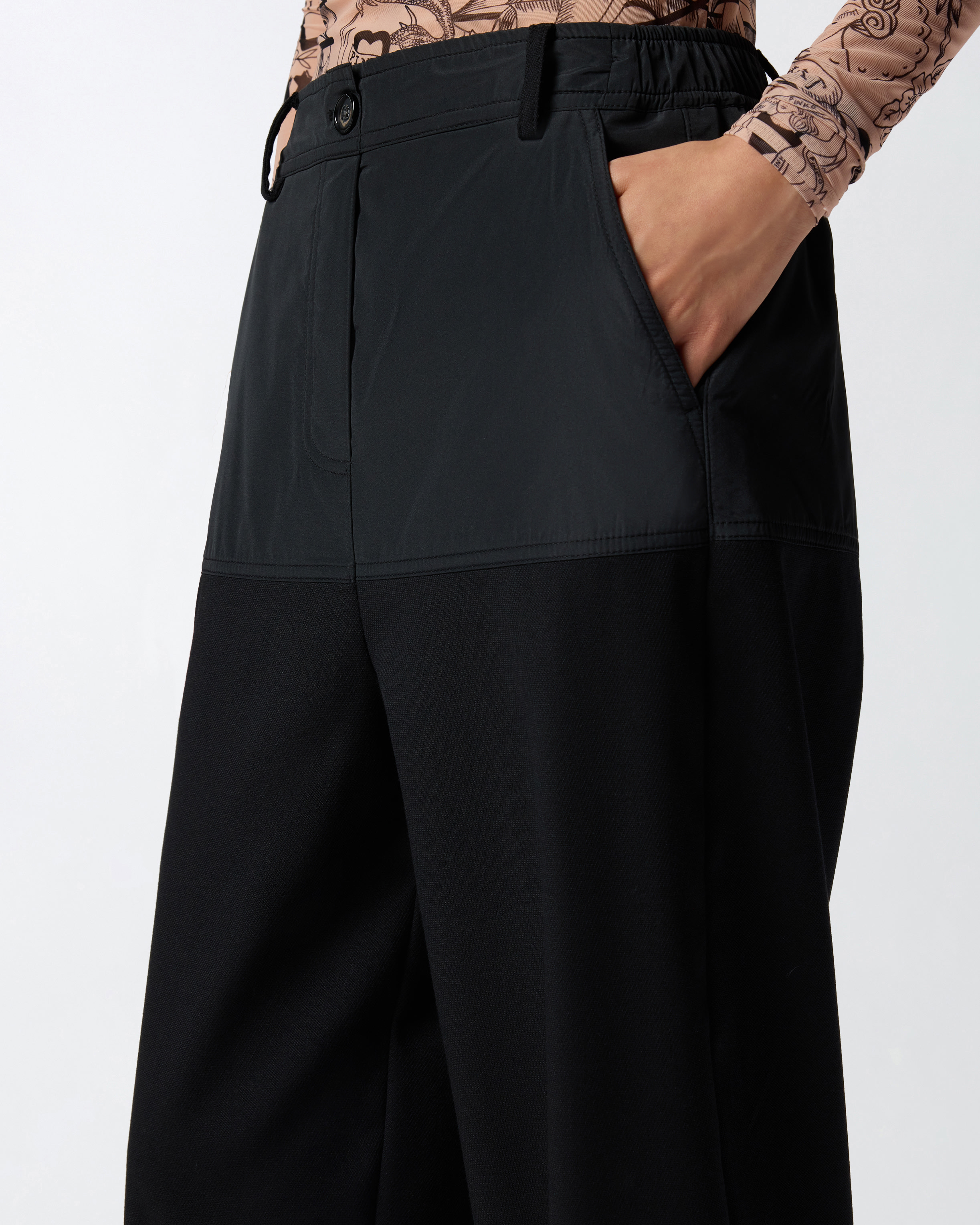 Pinko Panelled-design Trousers In Black