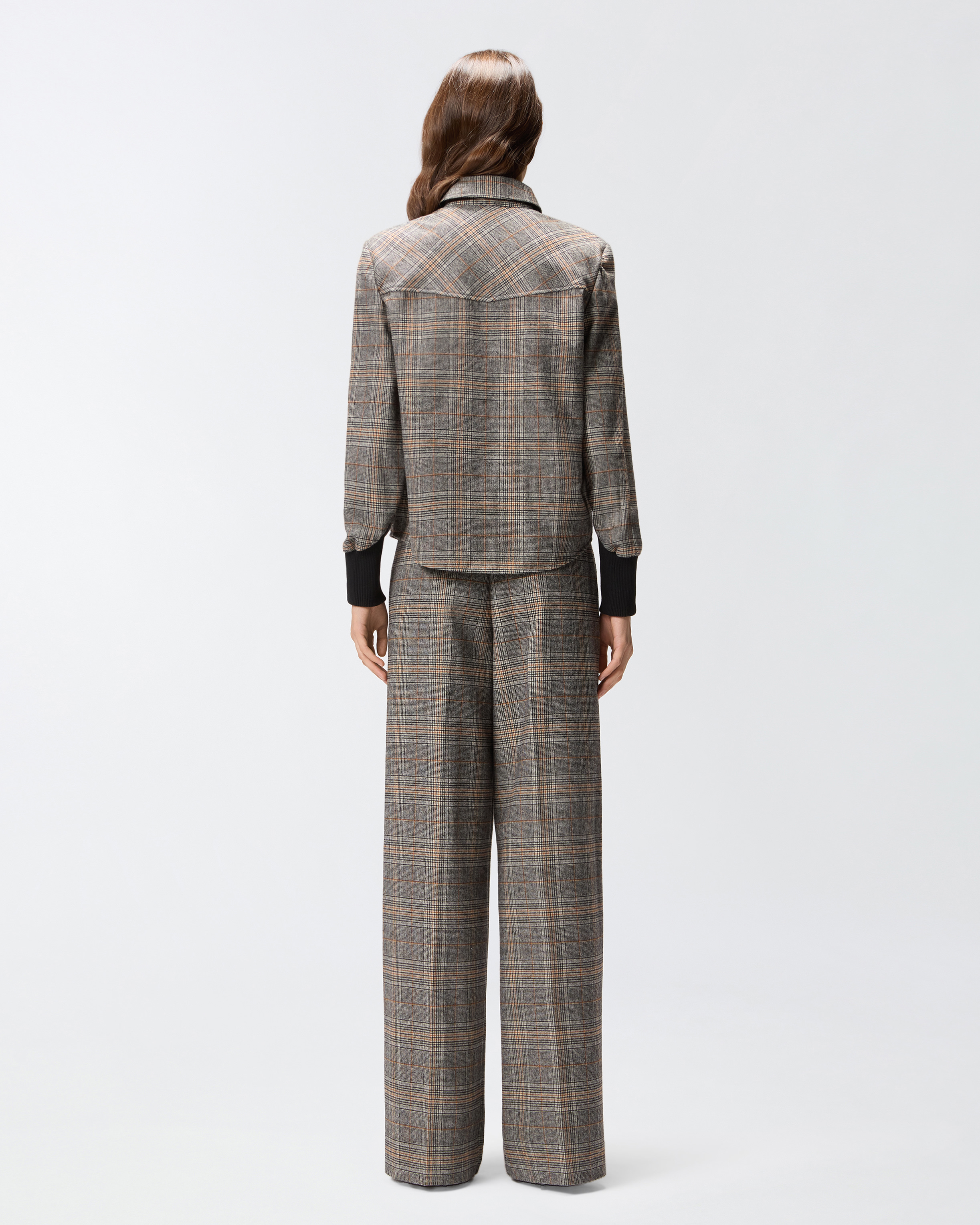 Camisa a cuadros con puños de punto 2