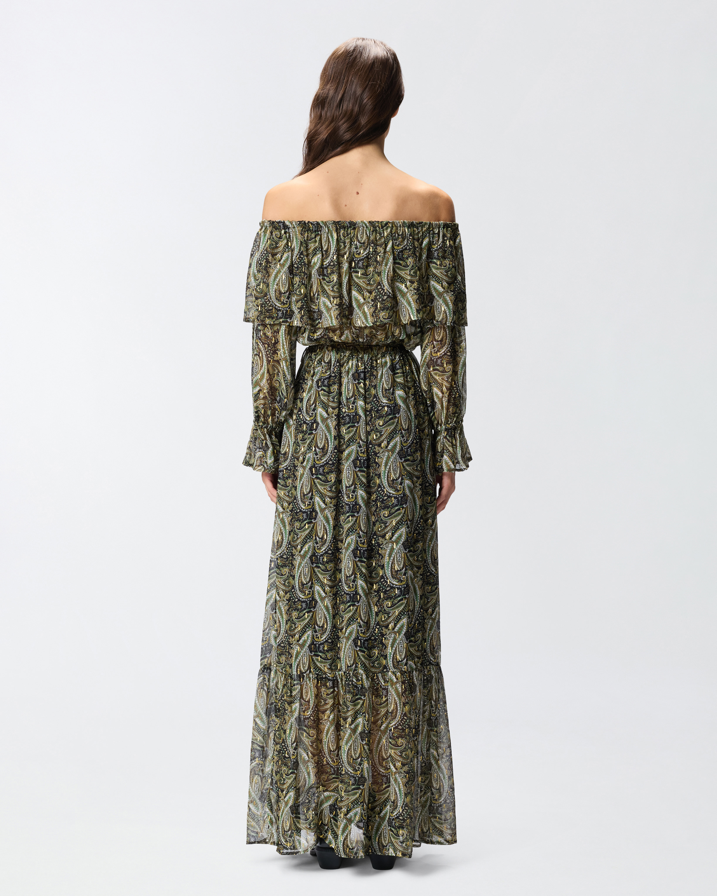 Vestido largo con hombros descubiertos y estampado de cachemira 2