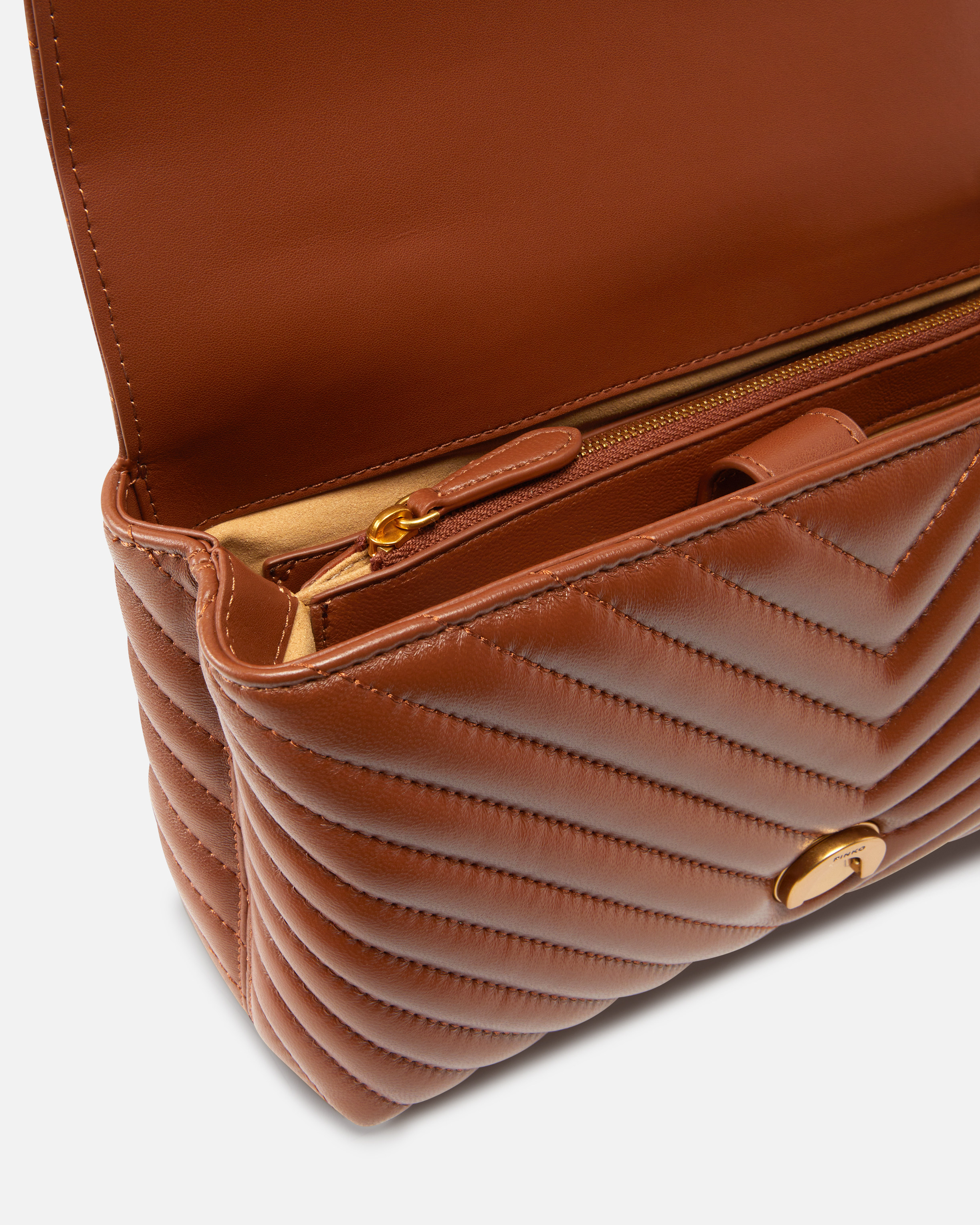 Borsa a mano e tracolla media Love Bag Puff in nappa chevron 3