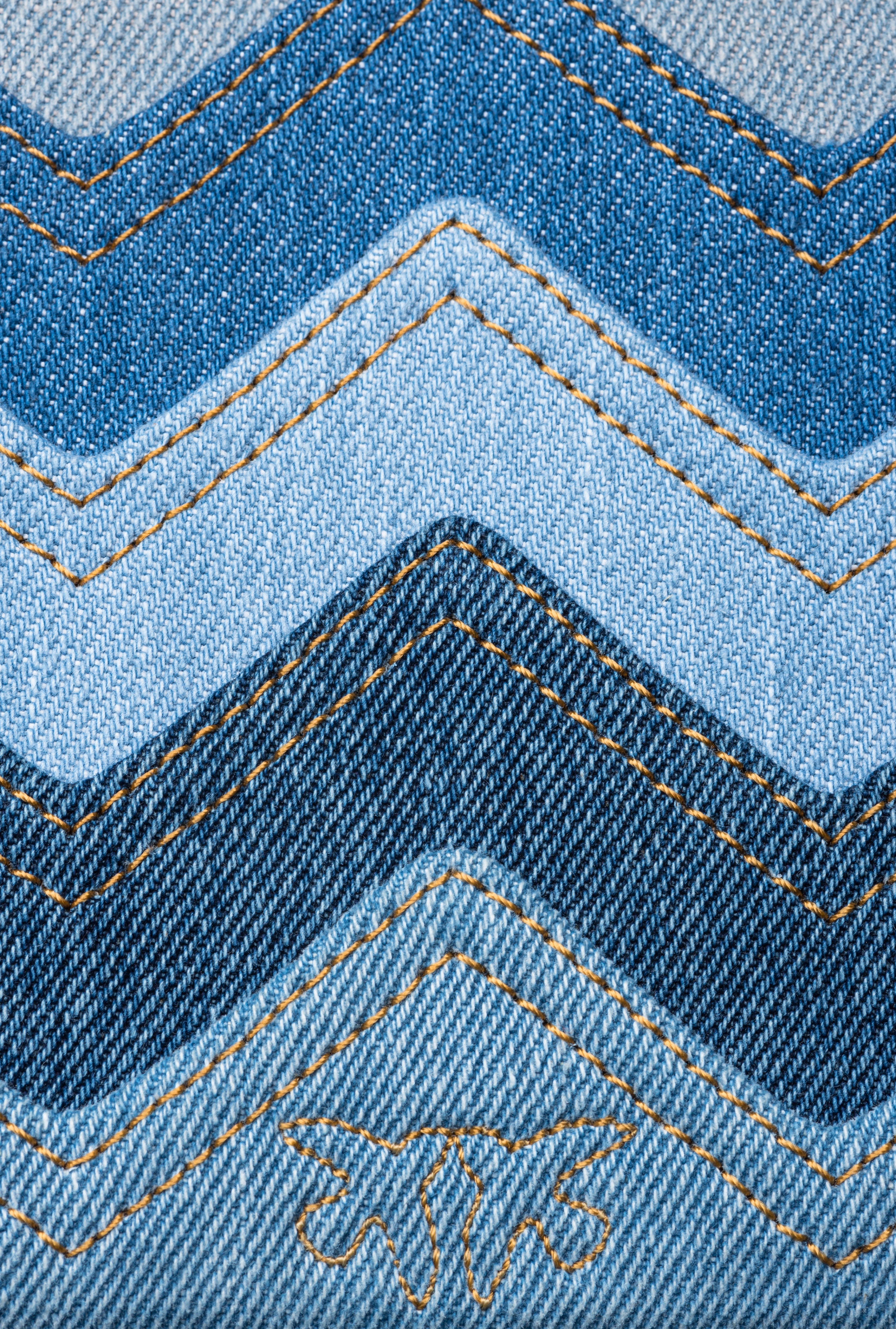 Сумка Mini Love Bag Click из денима с шевронным узором 3