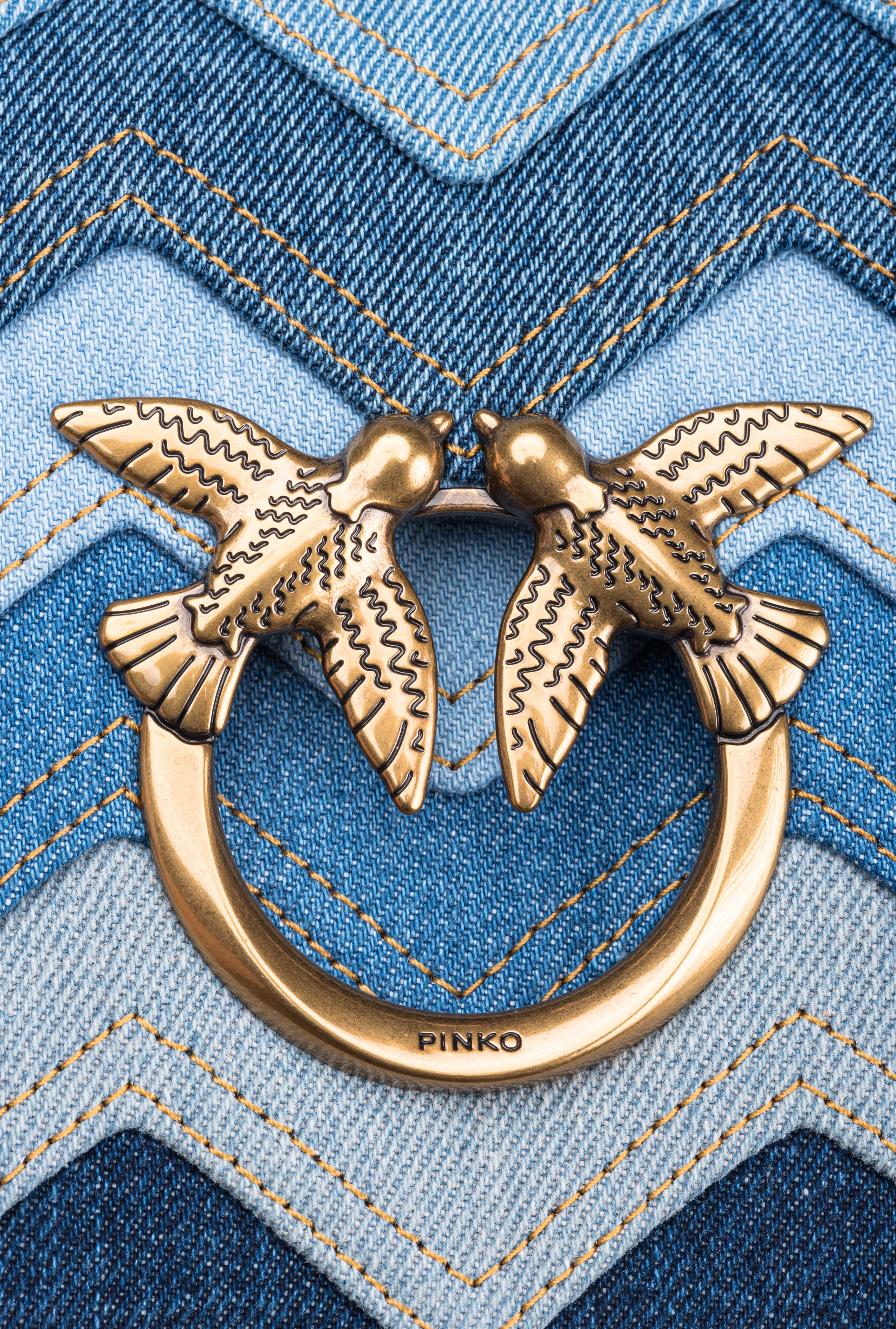 Сумка Mini Love Bag Click из денима с шевронным узором 5