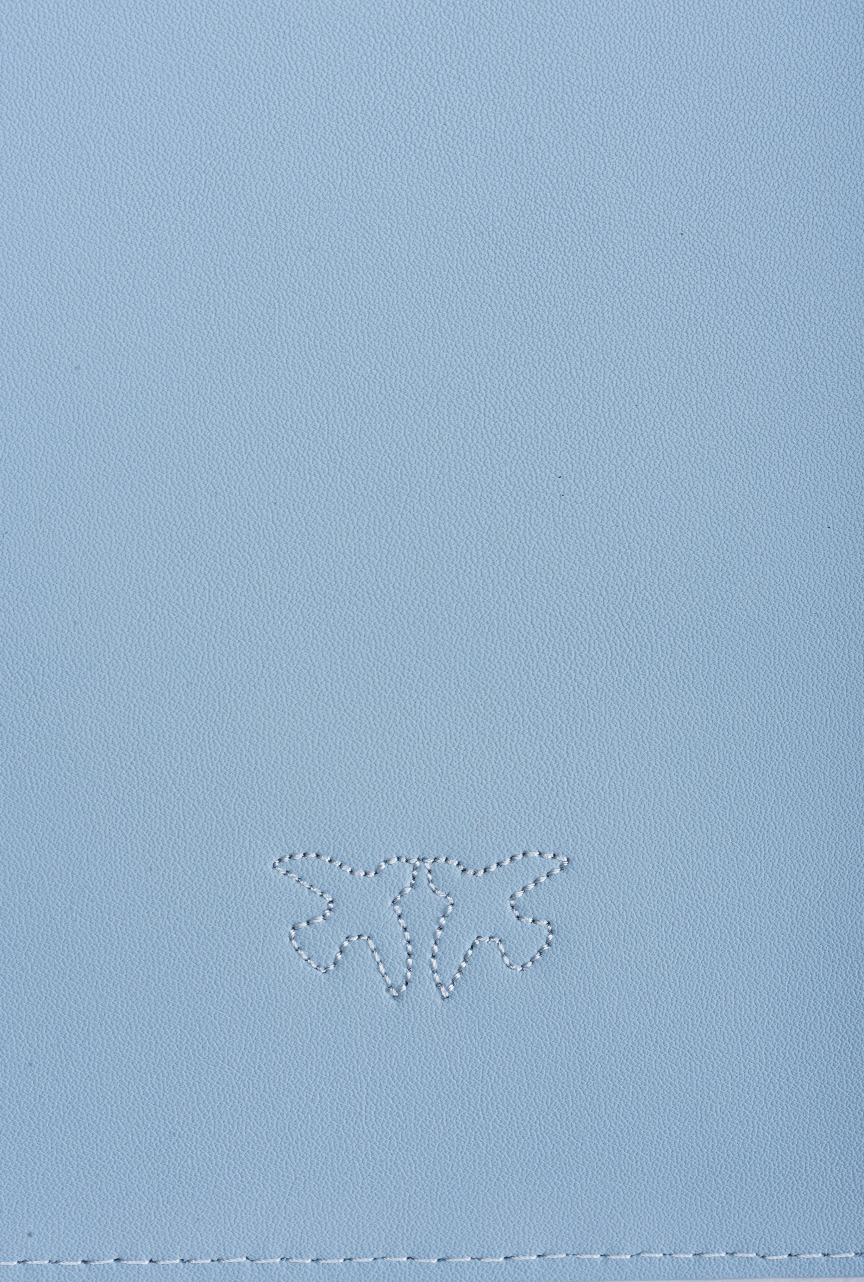 Маленькая стеганая сумка-конверт из кожи наппа 4