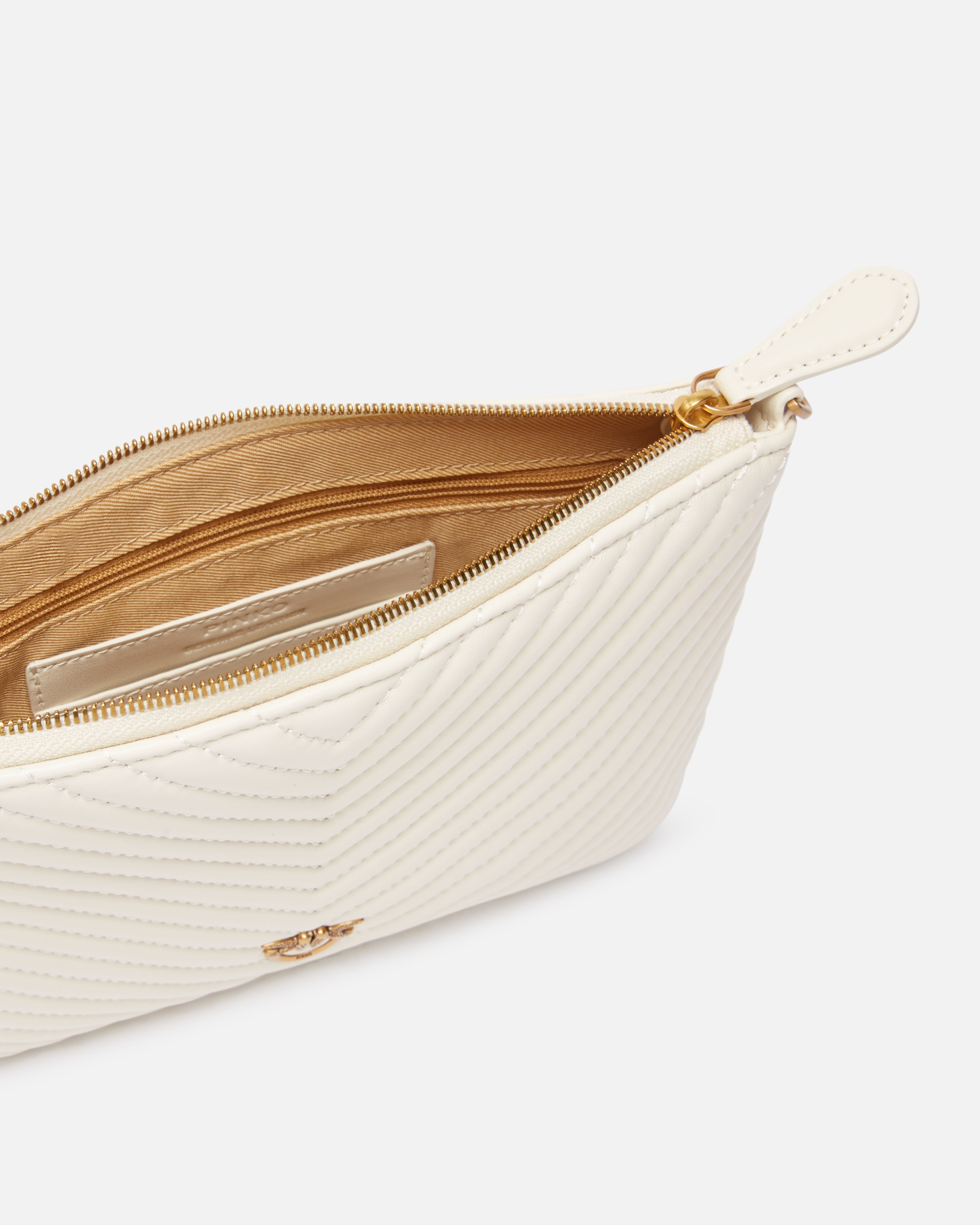 Маленькая стеганая сумка-конверт из кожи наппа 3