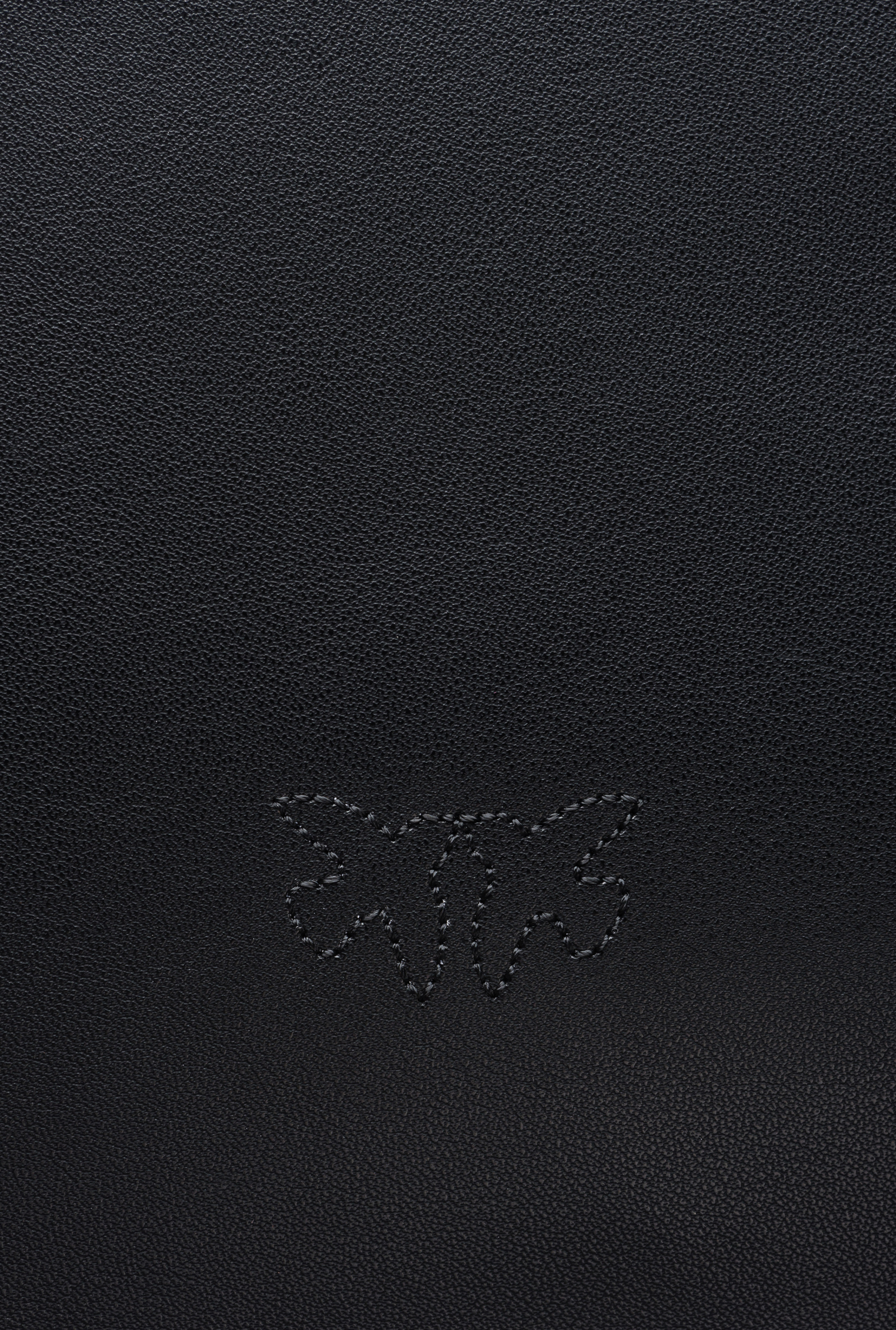 Маленькая стеганая сумка-конверт из кожи наппа 4