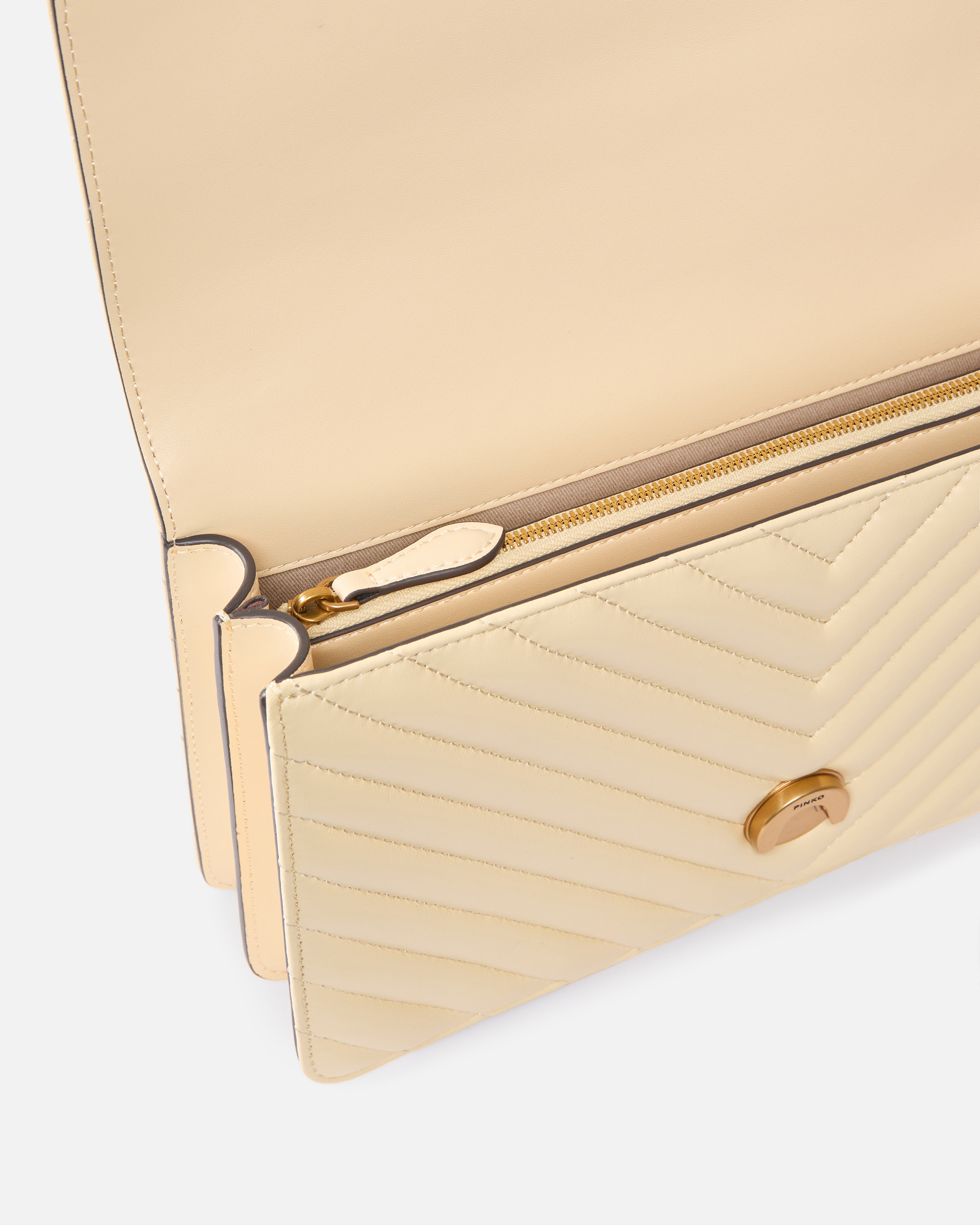 Classic Love Bag One Chevron 3