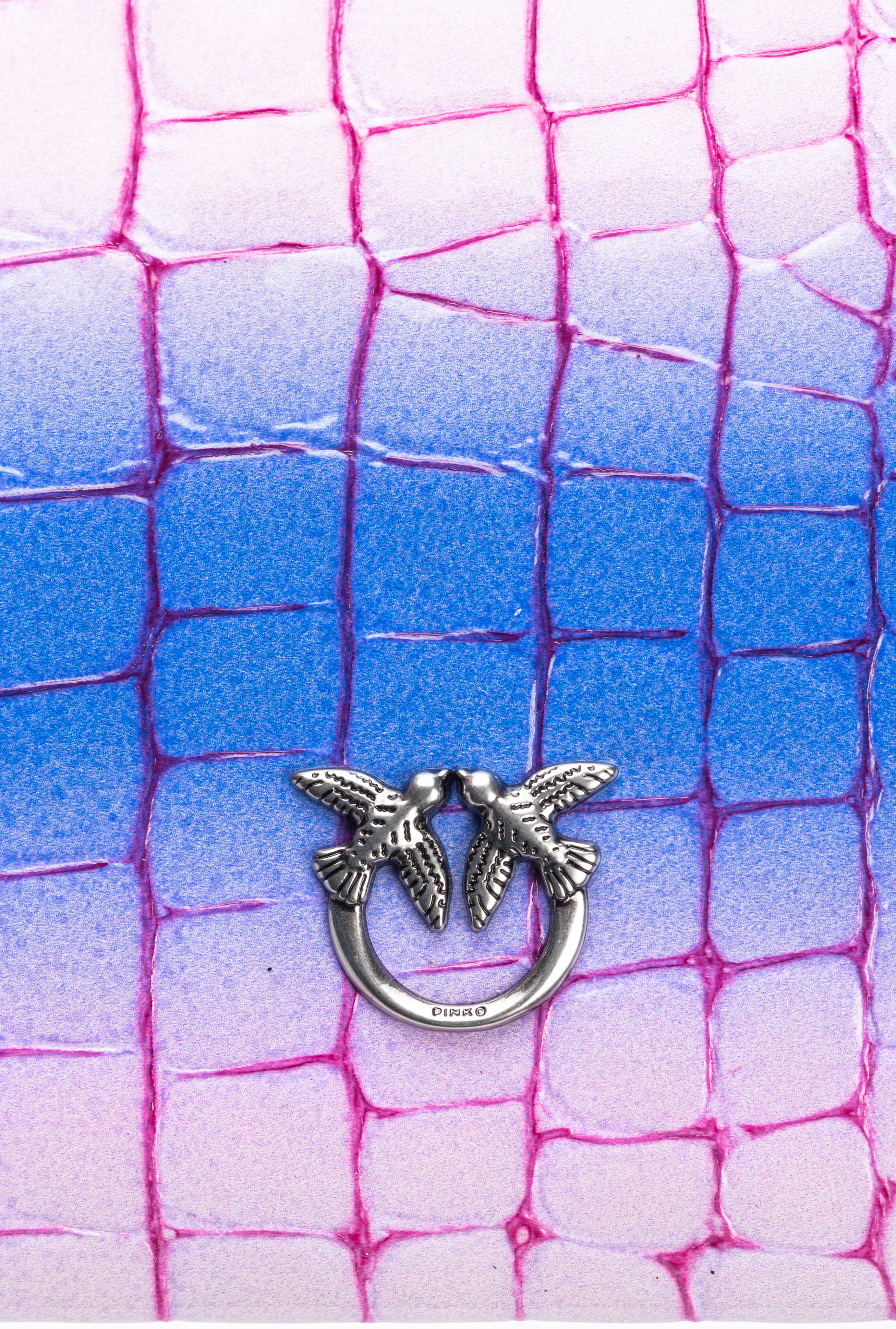 PINKO Galleria Horizontal 渐变亮泽鳄鱼纹扁平手袋 3